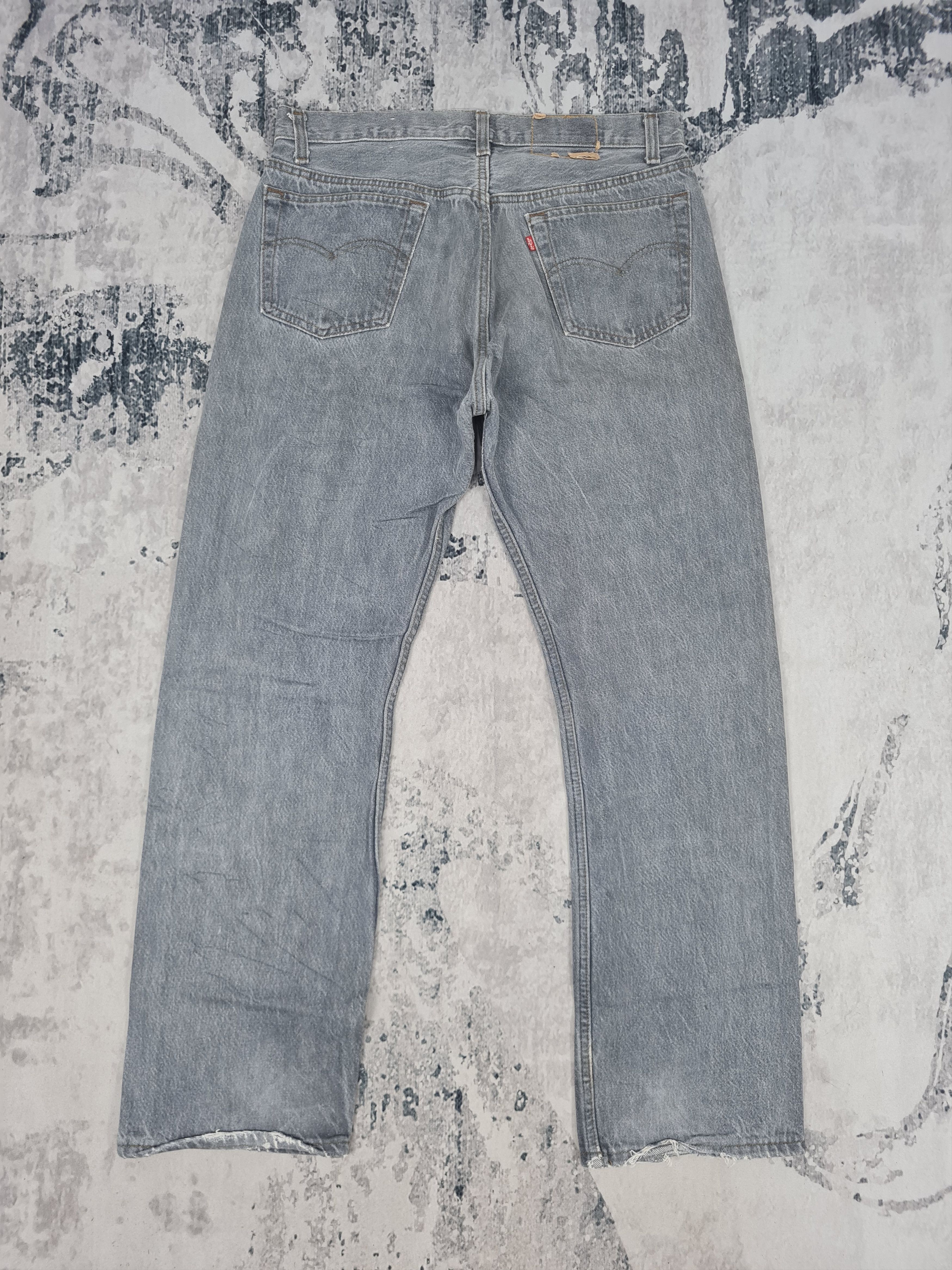 Levi's Vtg LEVIS 501 Rusty Stain Faded Distressed 32x29 Jeans L0028 Size US 32 / EU 48 - 2 Thumbnail