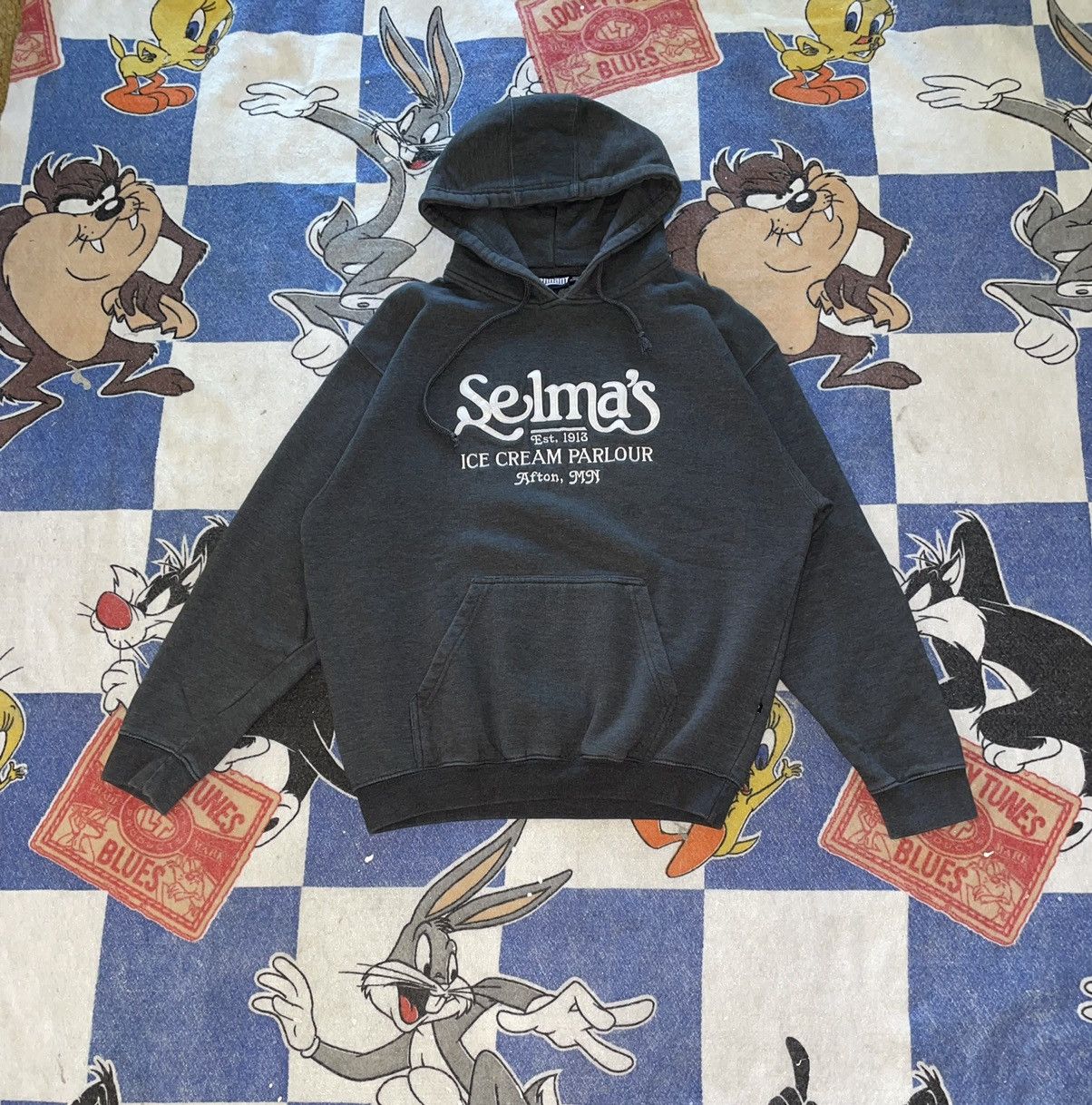 Vintage Minnesota Ice Cream shop sweatshirt Size US L / EU 52-54 / 3 - 1 Thumbnail