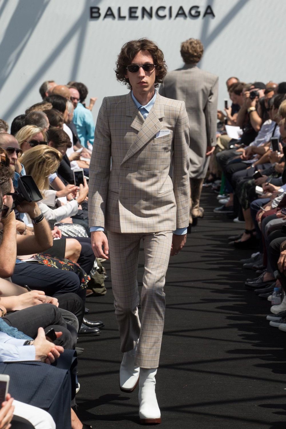 Balenciaga Iconic ss17 Prince of Wales FULL shrunken suit
