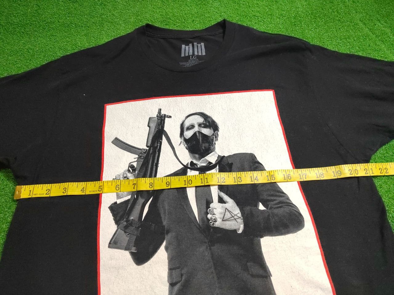 Band Tees × Japanese Brand Marilyn Manson Brian Hugh Warner Cross / Metalica/Nirvana Size US L / EU 52-54 / 3 - 6 Thumbnail