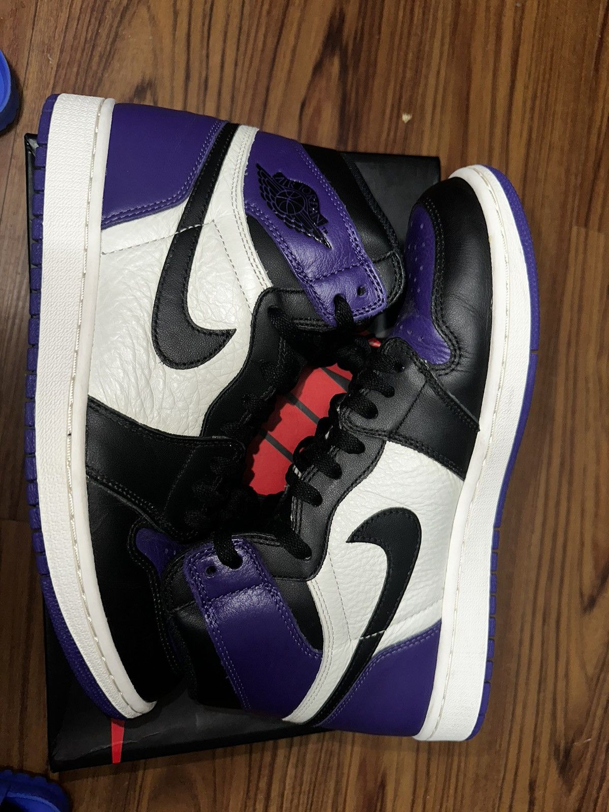 Nike Jordan 1 Court Purple 1.0 Size US 10 / EU 43 - 2 Thumbnail