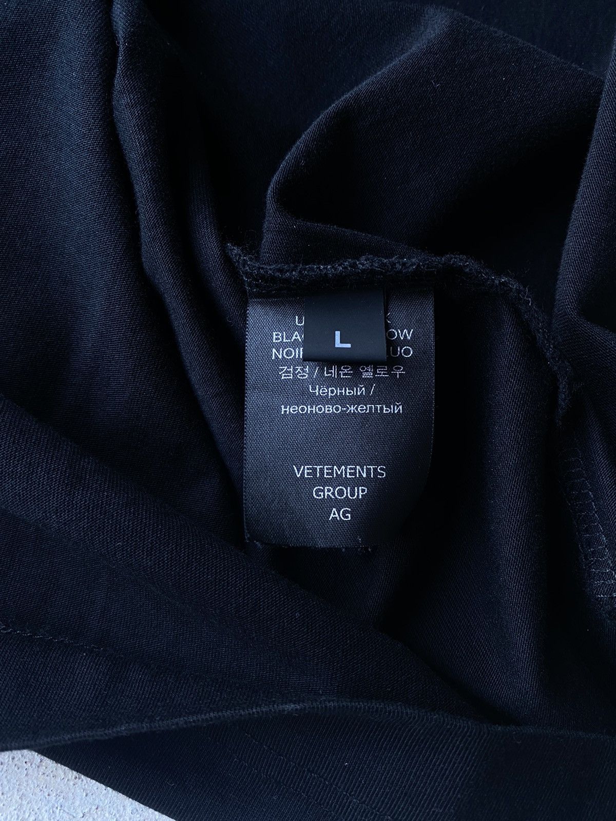 Vetements VETEMENTS PRET-A-PORTER HARDCORE T SHIRT Size US L / EU 52-54 / 3 - 8 Thumbnail