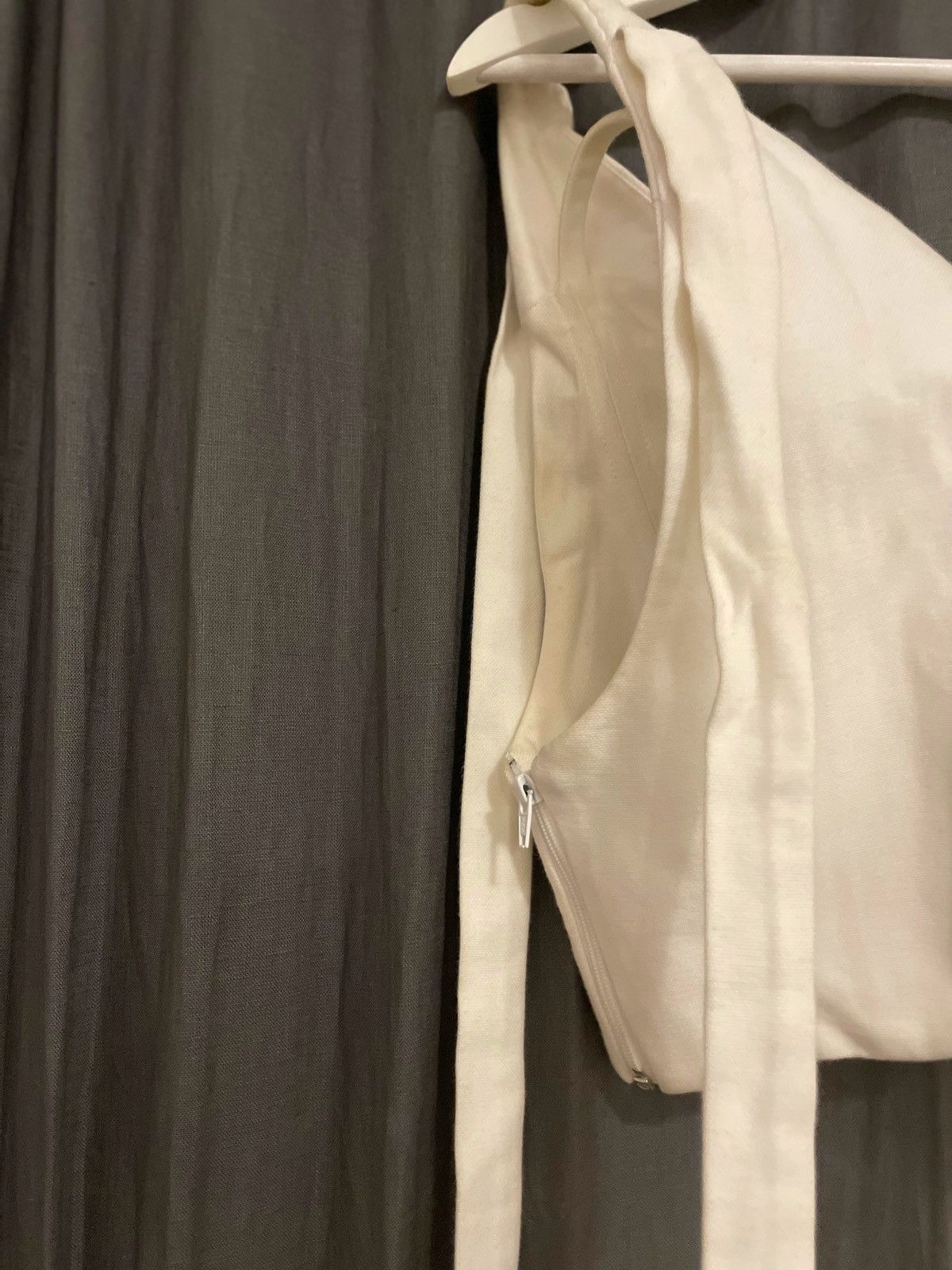 Jacquemus Float Top — ‘La Reconstruction’ Size S / US 4 / IT 40 - 6 Thumbnail