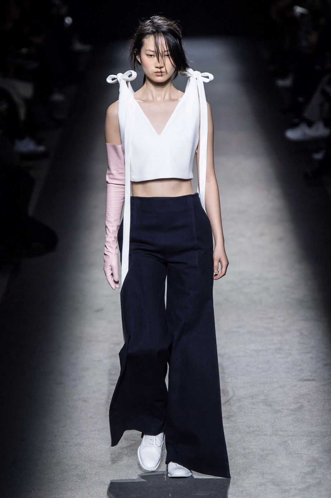 Jacquemus Float Top — ‘La Reconstruction’ Size S / US 4 / IT 40 - 1 Thumbnail