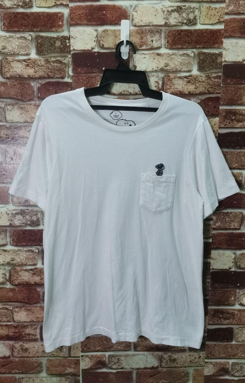 Cartoon Network × Kaws × Vintage Kaws X Peanuts Snoopy Pocket Tee rare Size US L / EU 52-54 / 3 - 1 Thumbnail