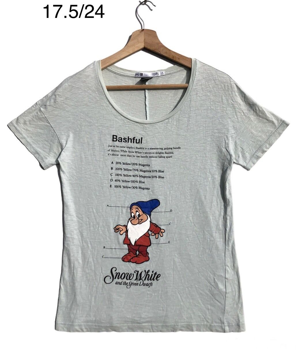 Undercover × Uniqlo 🔥Accept Binding Offer🔥 Uniqlo Undercover Snow White Size US M / EU 48-50 / 2 - 1 Thumbnail
