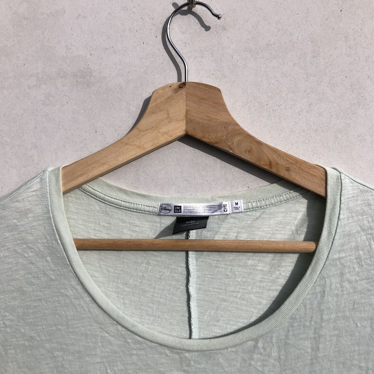 Undercover × Uniqlo 🔥Accept Binding Offer🔥 Uniqlo Undercover Snow White Size US M / EU 48-50 / 2 - 3 Thumbnail