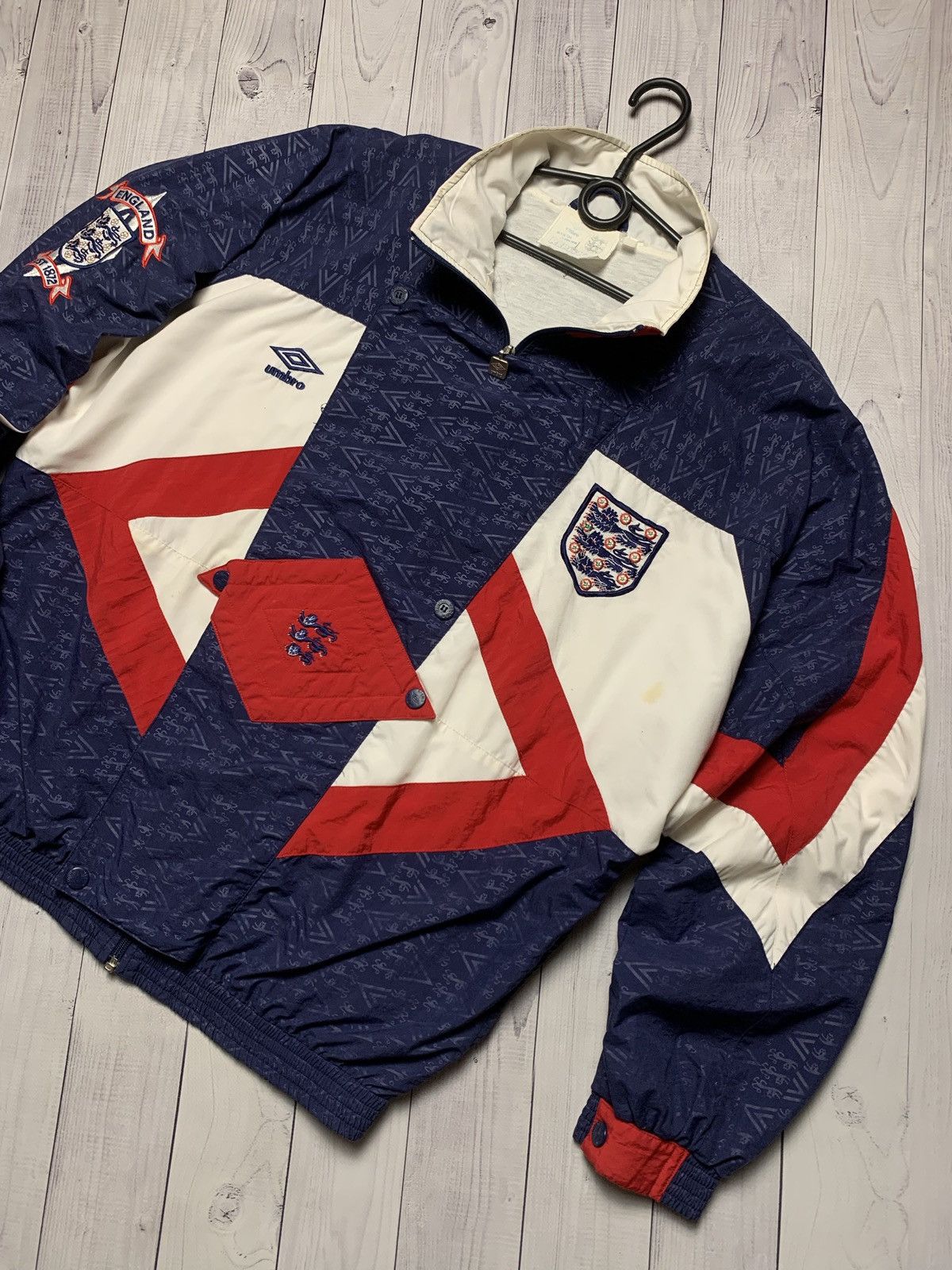 Umbro × Vintage Vintage England soccer track jacket Umbro monogram rare M/L Size US M / EU 48-50 / 2 - 3 Thumbnail