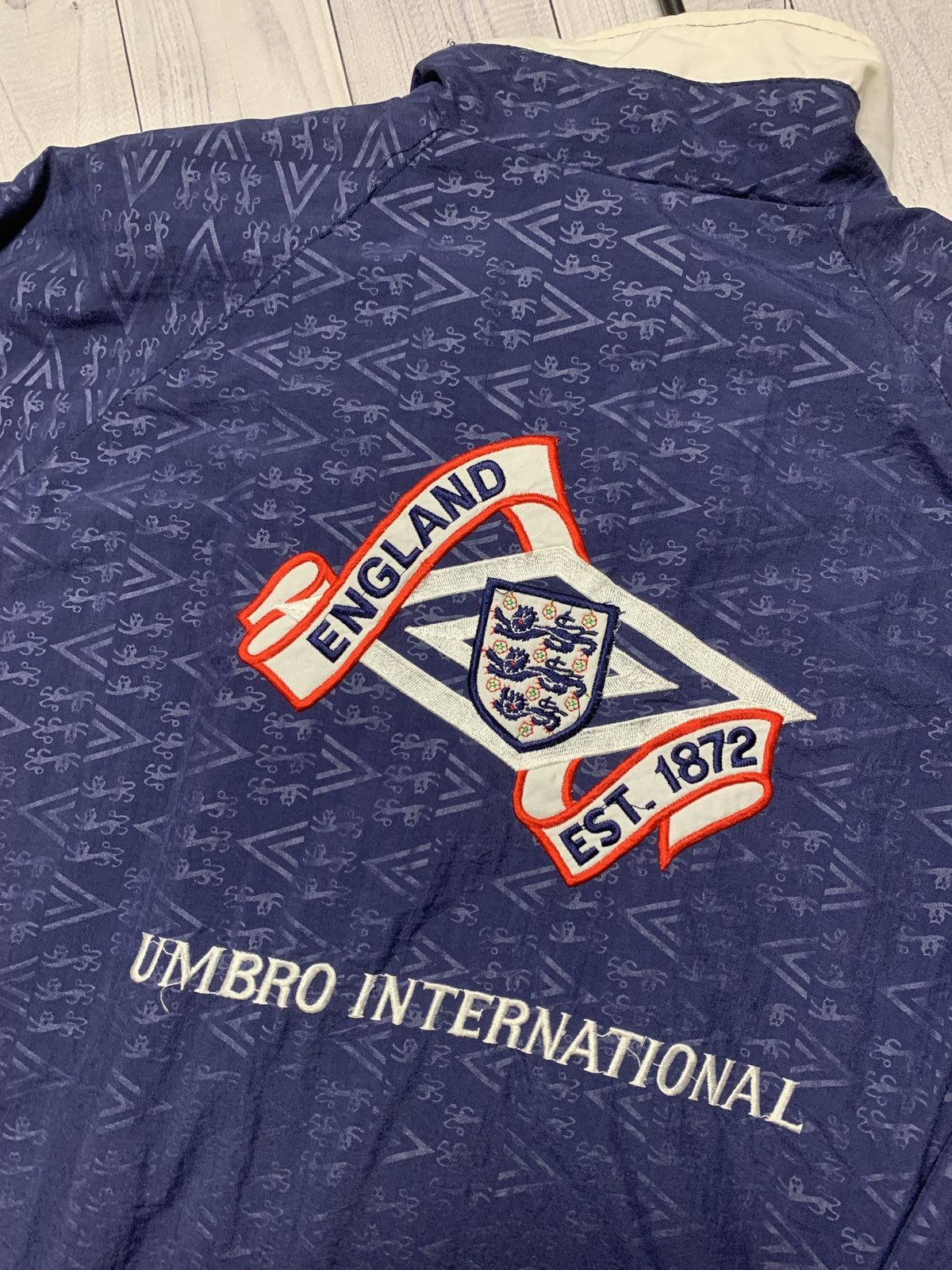 Umbro × Vintage Vintage England soccer track jacket Umbro monogram rare M/L Size US M / EU 48-50 / 2 - 13 Thumbnail