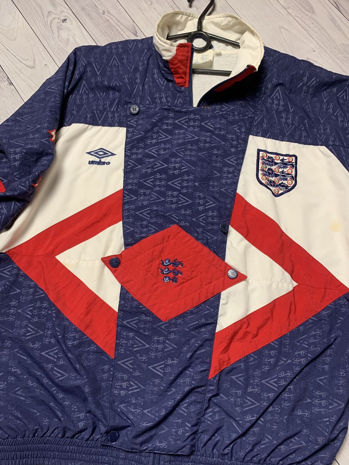 Umbro × Vintage Vintage England soccer track jacket Umbro monogram rare M/L Size US M / EU 48-50 / 2 - 11 Thumbnail