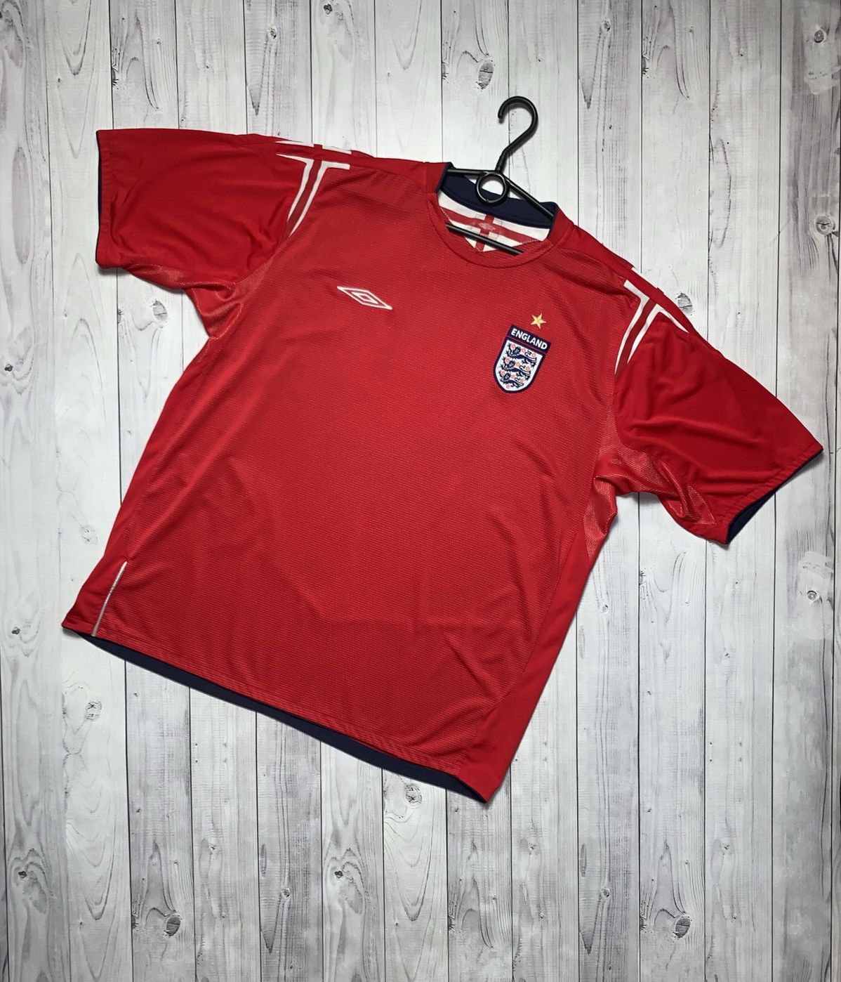 Umbro × Vintage Vintage Umbro England soccer jersey size XL Size US XL / EU 56 / 4 - 1 Thumbnail