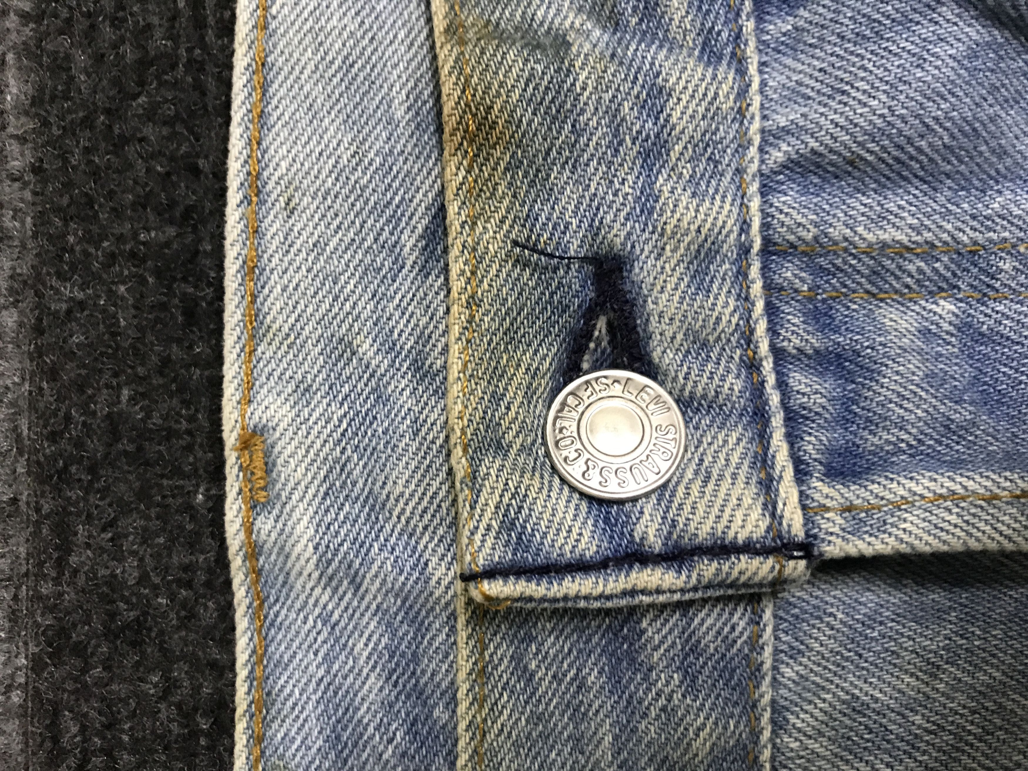 Levi's VL192- Vintage Levis 501 Stained Dirty Light Wash Jeans Size US 33 - 7 Thumbnail
