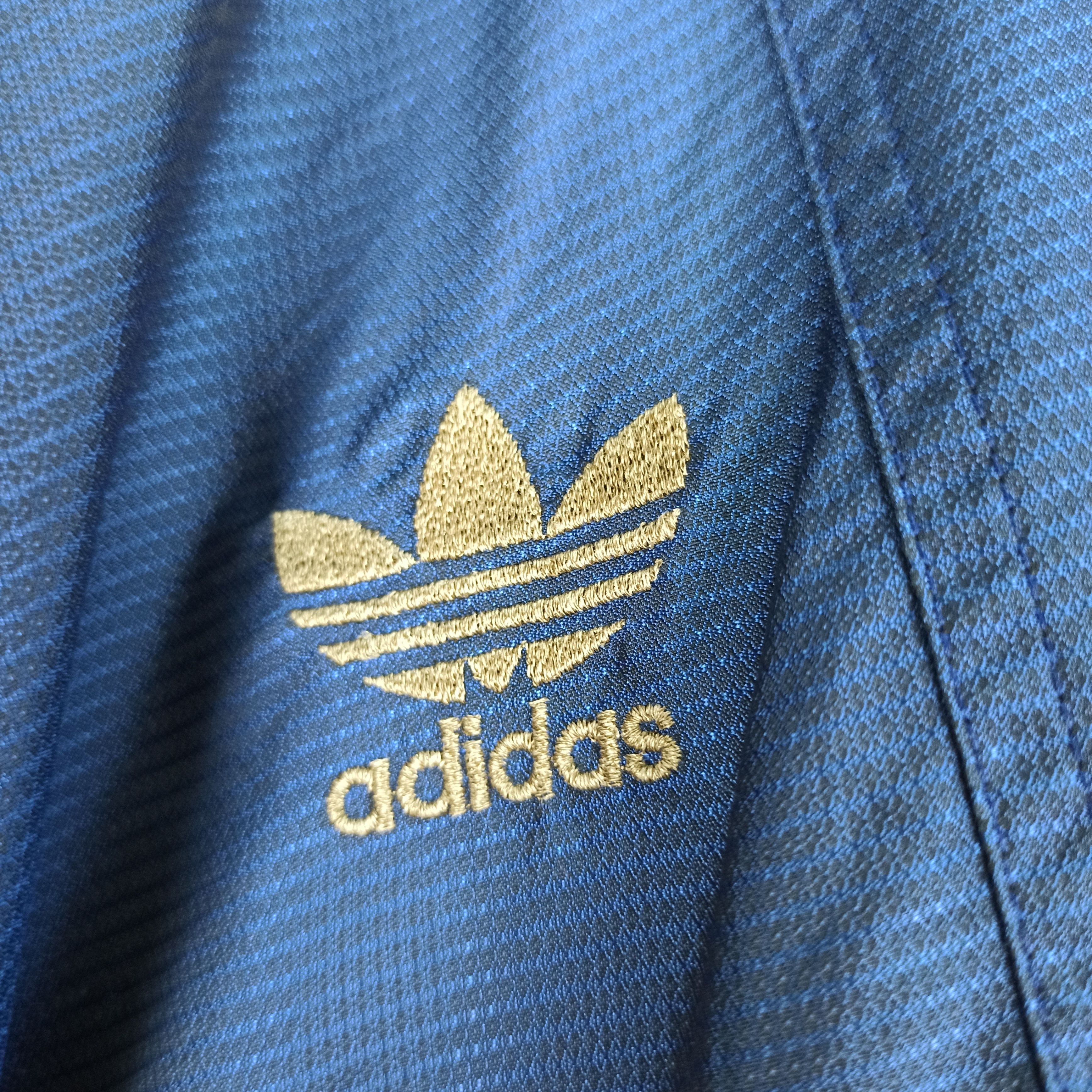 Adidas Vintage ADIDAS Light Jacket Blue Colour Size US M / EU 48-50 / 2 - 6 Thumbnail