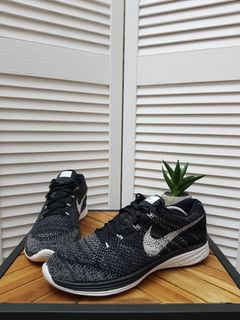 Nike flyknit best sale lunar oreo