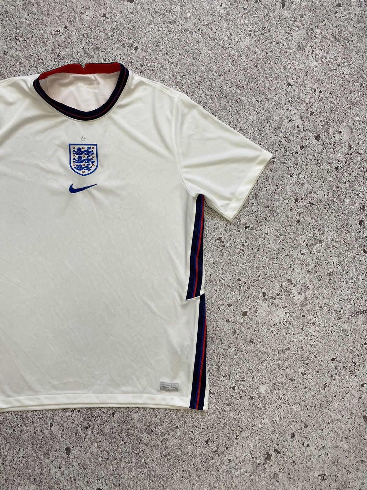 Nike Rare 2020 England Nike Euro Home Soccer Jersey Size US L / EU 52-54 / 3 - 3 Thumbnail