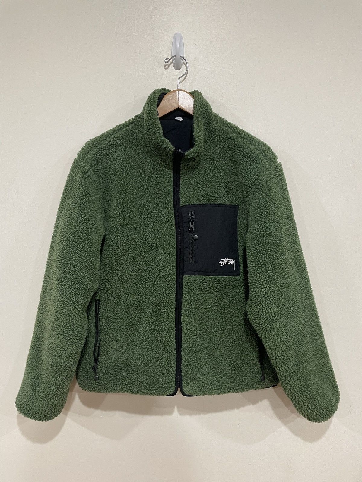 Stussy Ball Sherpa Green Medium M (AUTHENTIC)