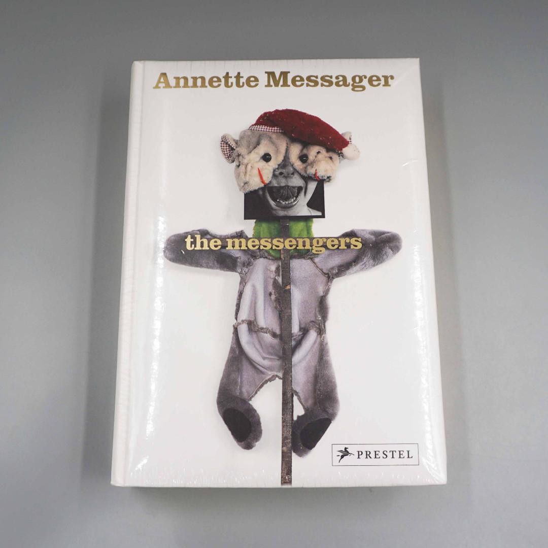 Designer Annette Messager "the messengers" Art book Size ONE SIZE - 1 Thumbnail