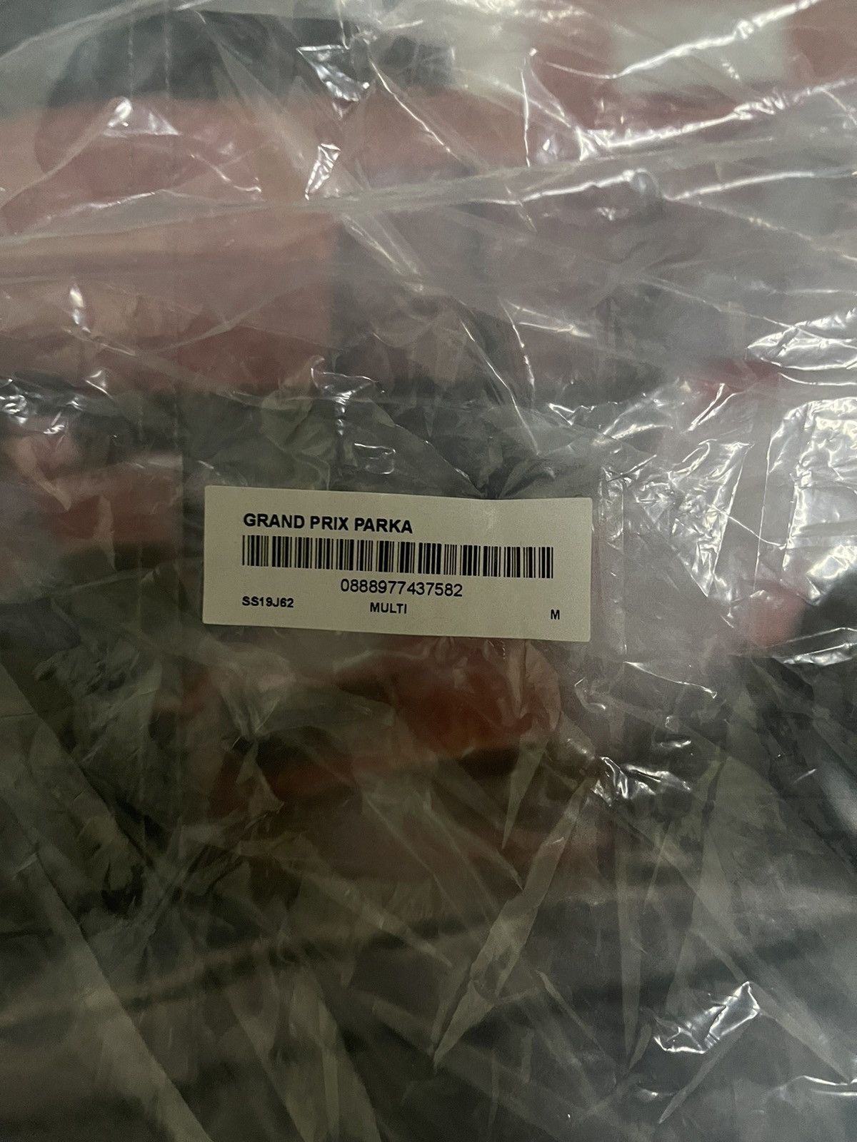 Supreme Supreme grand prix parka brand new in og dust bag Size US M / EU 48-50 / 2 - 7 Thumbnail