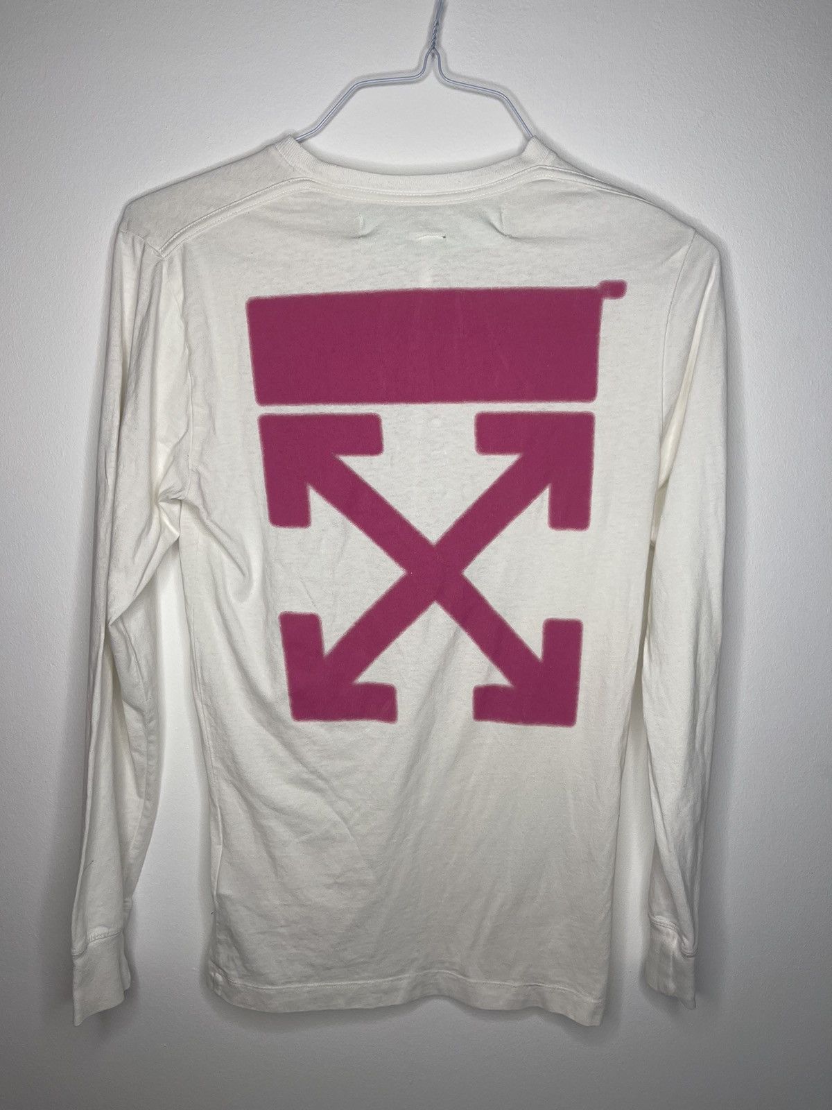 Off-White Off white world hand TEE Size US S / EU 44-46 / 1 - 5 Thumbnail