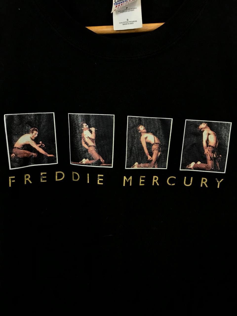 Band Tees × Vintage Freddie Mercury Queen rocks band vintage tee Size US S / EU 44-46 / 1 - 3 Thumbnail