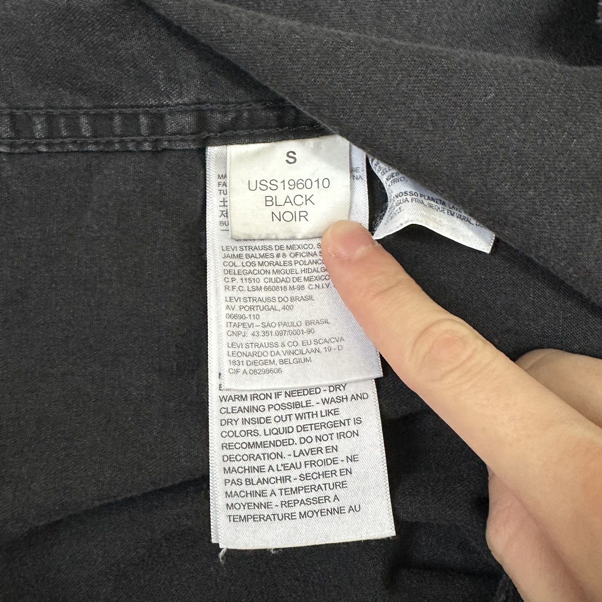 Vetements Vetements SS19 Shirt Size US S / EU 44-46 / 1 - 7 Thumbnail