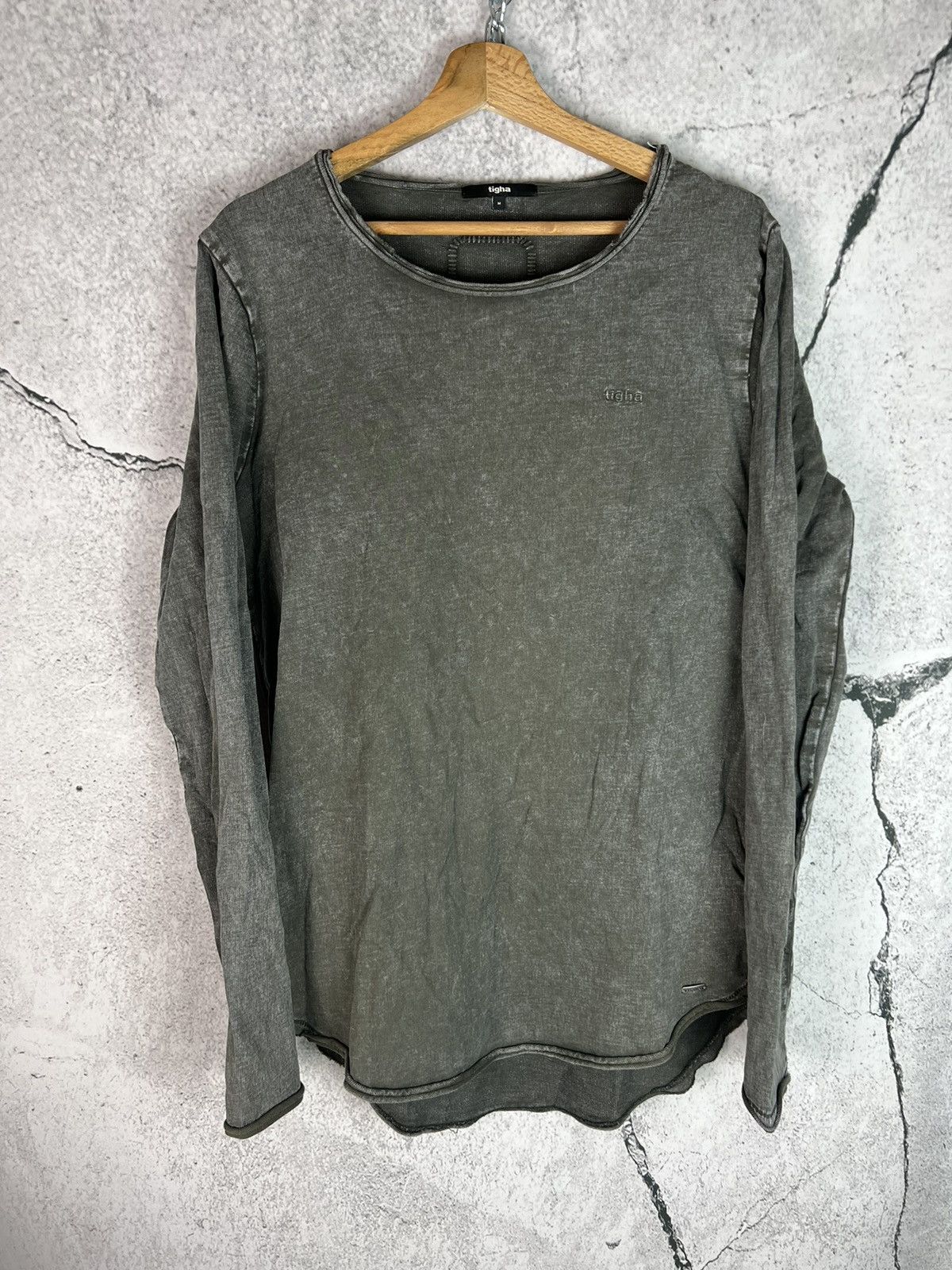 Designer × tigha Tigha Designer long sleeve Size US M / EU 48-50 / 2 - 1 Thumbnail