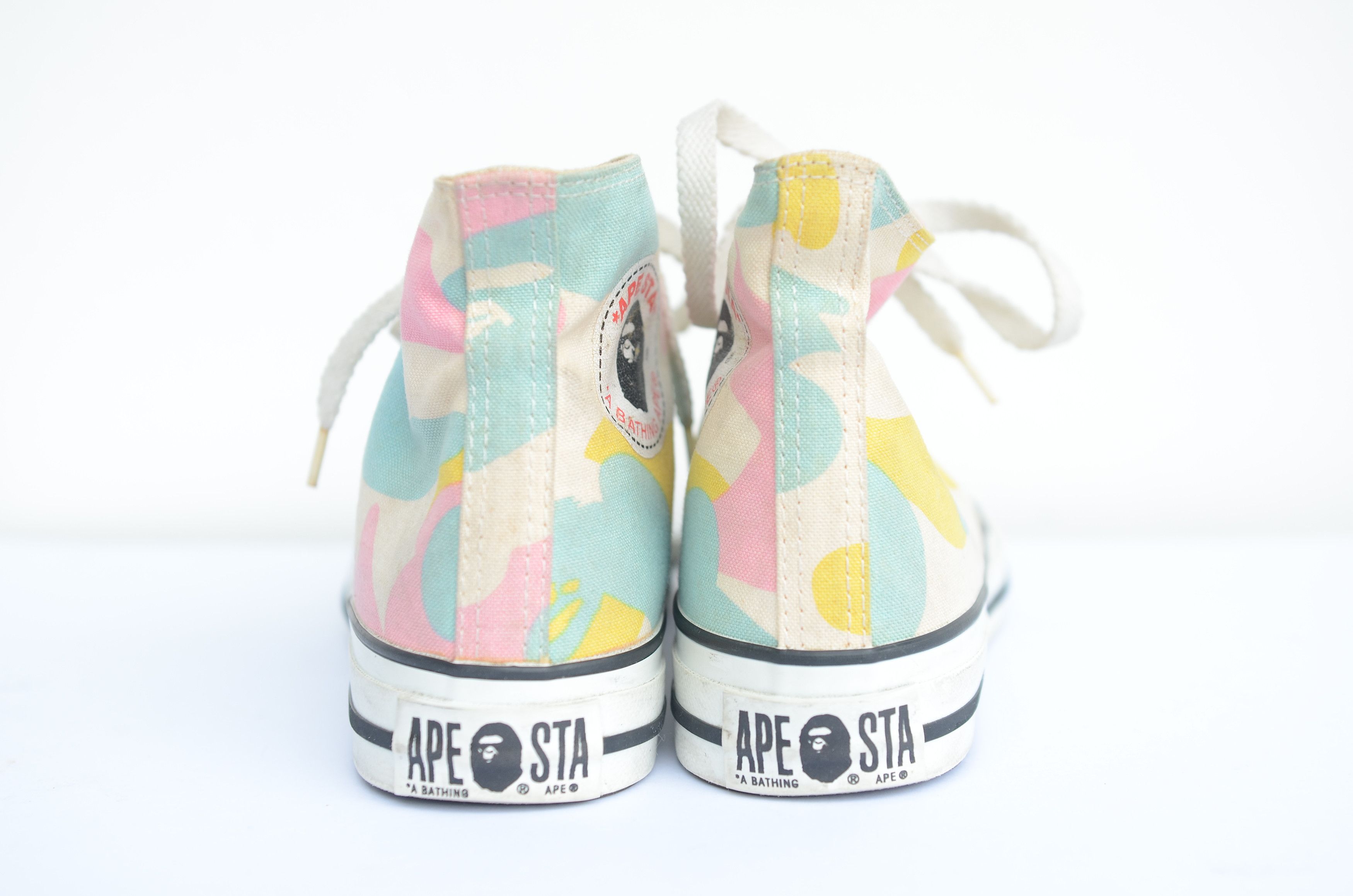 Bape BAPE APESTA COTTON CANDY CAMO SNEAKERS MADE IN JAPAN Size US 7.5 / IT 37.5 - 2 Thumbnail