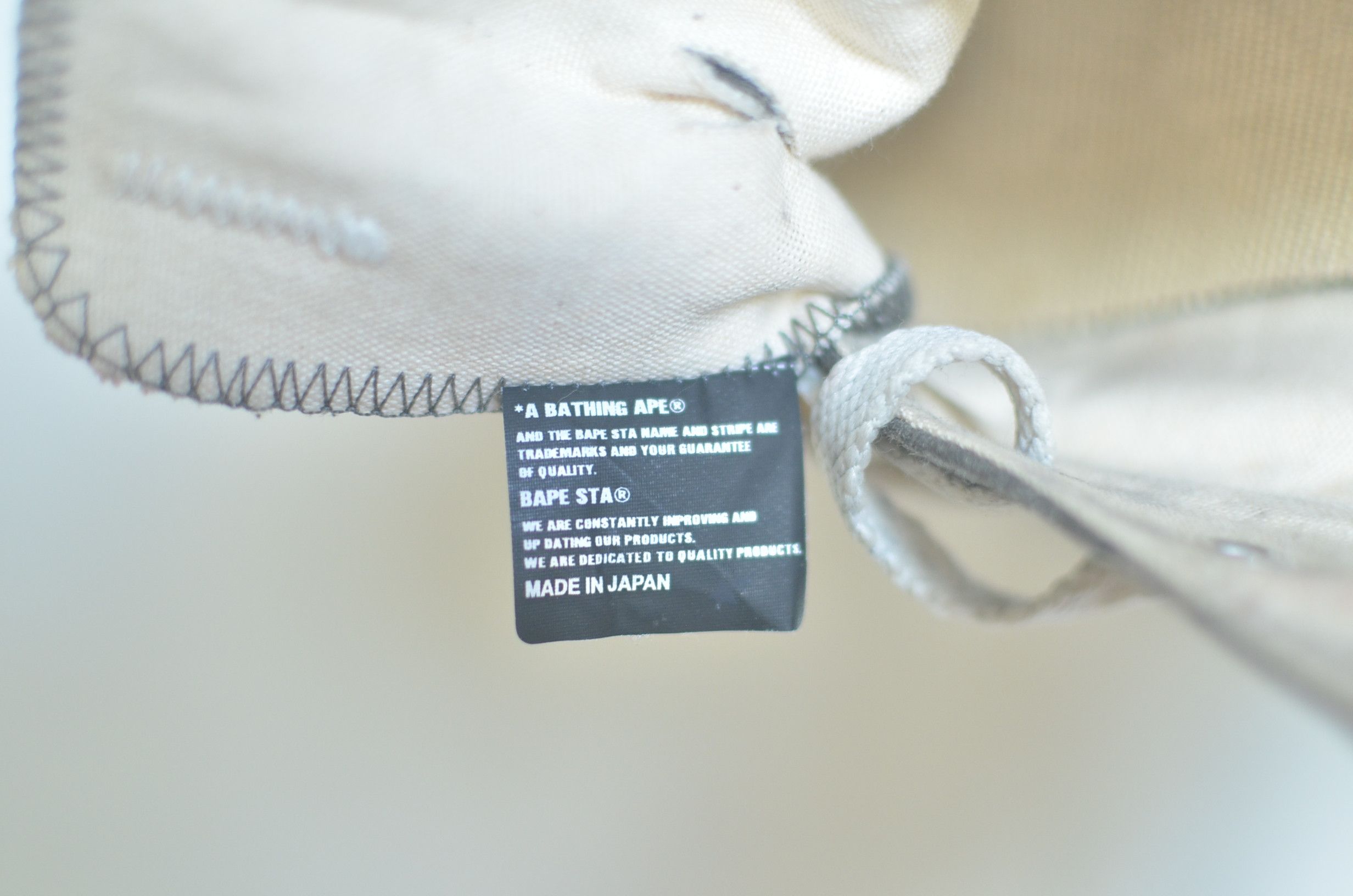 Bape × Kaws 2005 KAWS X BAPE APESTA SNEAKER COLLABORATION Size US 7.5 / IT 37.5 - 10 Thumbnail