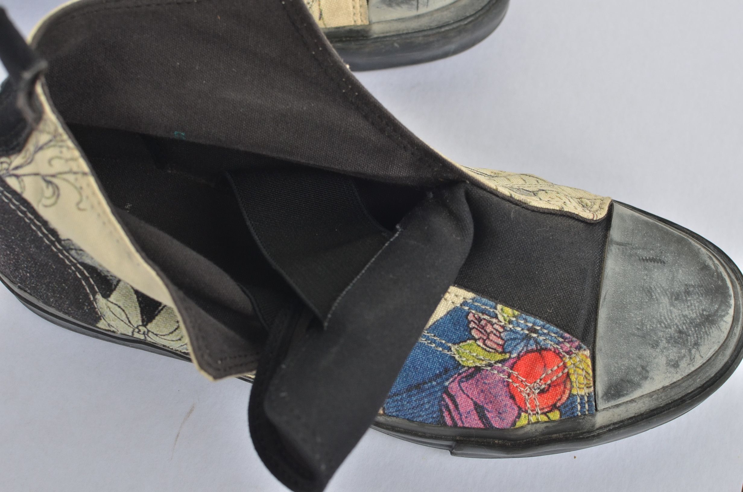 Yohji Yamamoto Y's by Yohji Yamamoto high top distressed sneakers Size US 7 / IT 37 - 6 Thumbnail