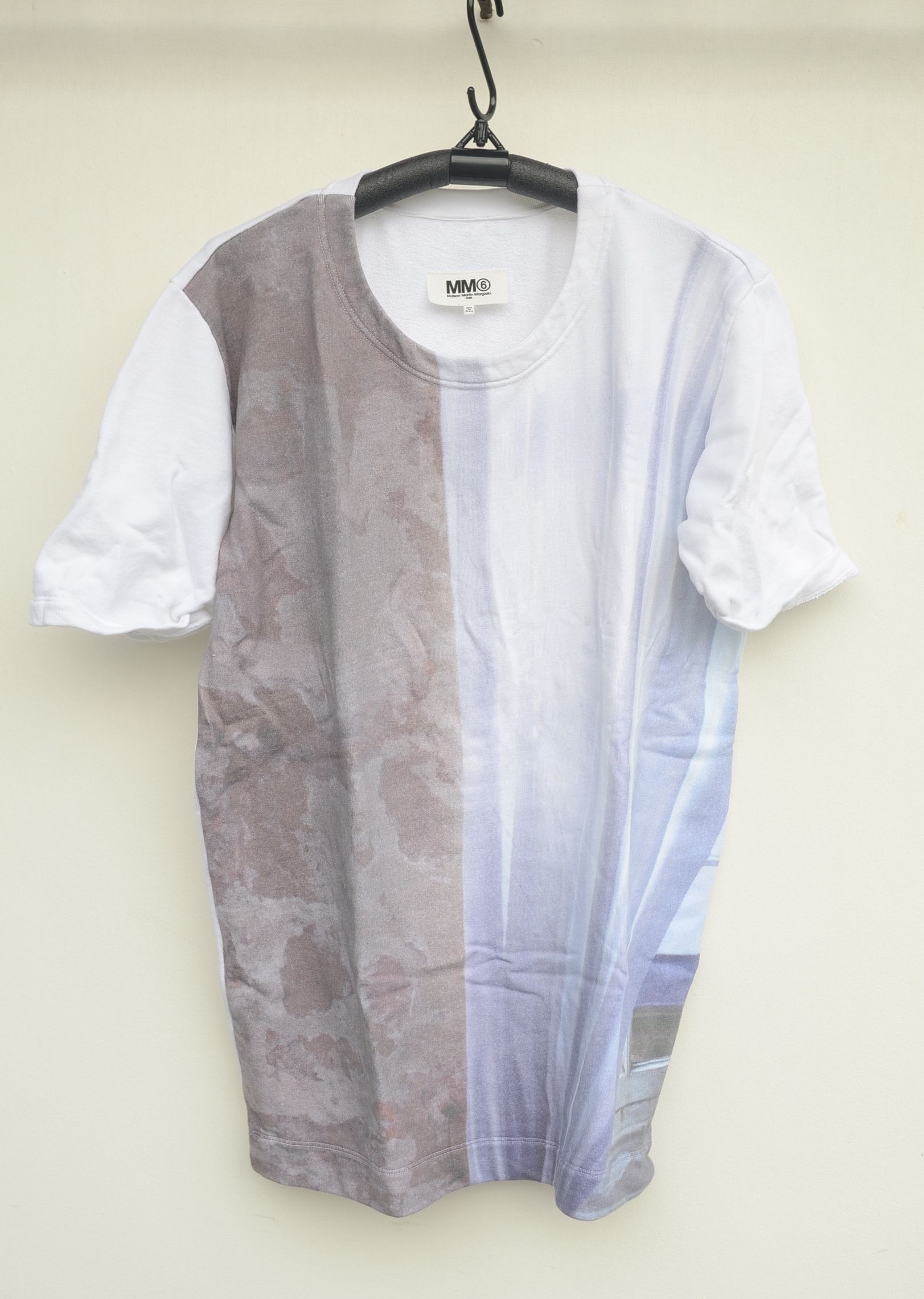 Maison Margiela MAISON MARTIN MARGIELA MM6 BOXED GRAPHIC T-SHIRT Size S / US 4 / IT 40 - 1 Thumbnail