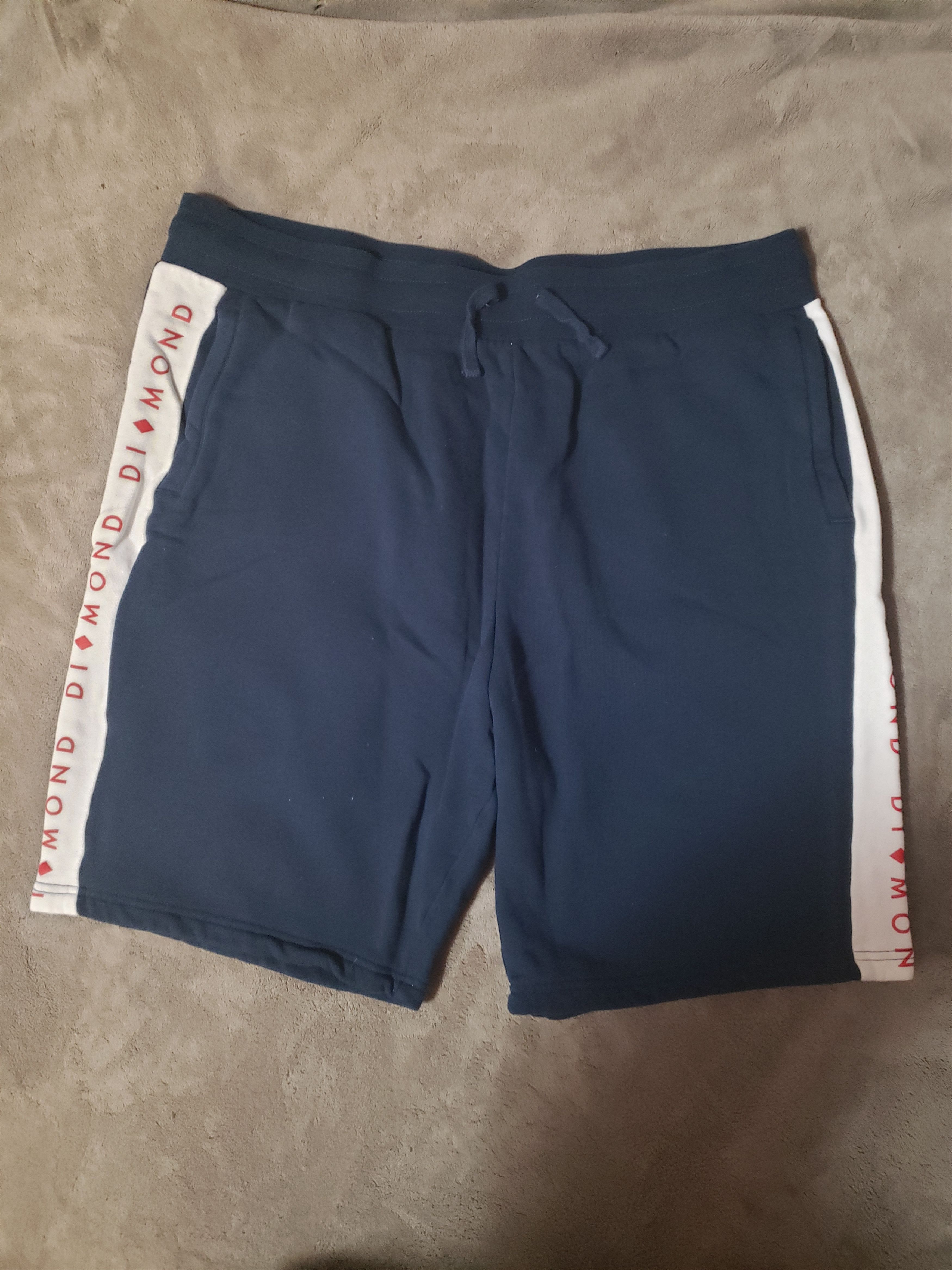 Diamond Supply Co. Diamond Supply Co Sweat Shorts Size US 44 / EU 60 - 1 Thumbnail