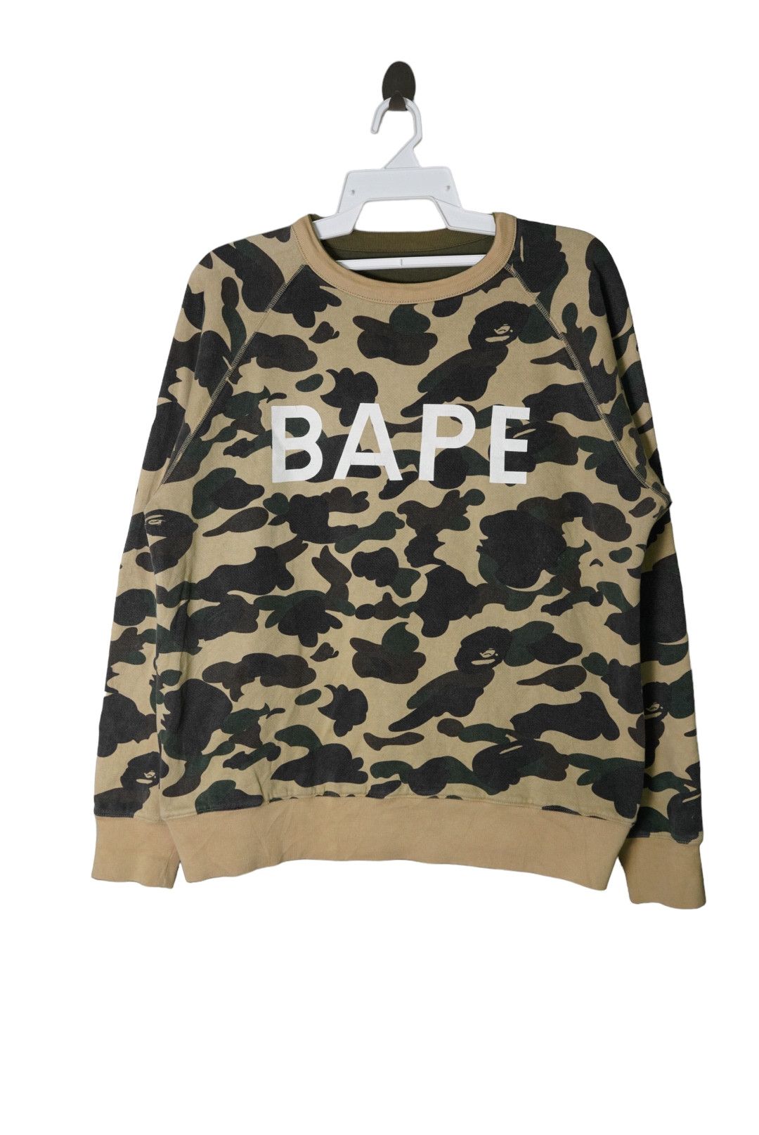 Bape × Nigo BAPE Reversible Spell Out Camouflage Sweatshirt Size US M / EU 48-50 / 2 - 1 Thumbnail