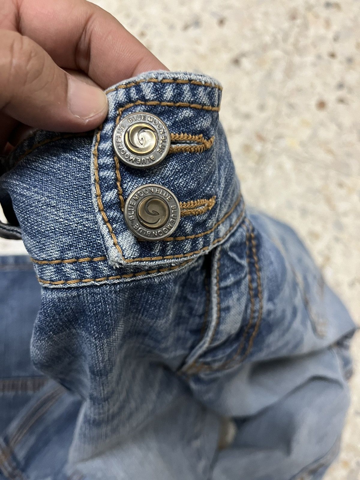 Japanese Brand Japanese brand blue moon blue bell bottom jeans multi pocket Size US 30 / EU 46 - 3 Thumbnail