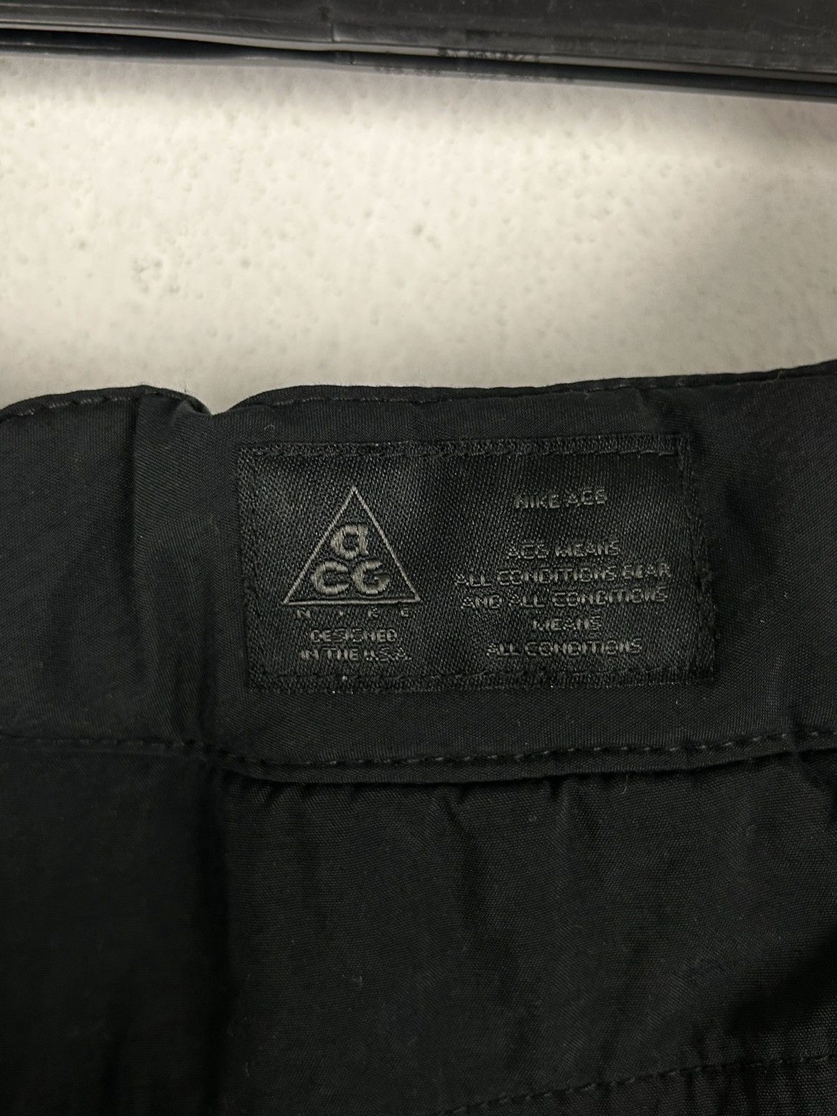 Nike ACG Vintage Nike ACG 2010 Woman's Ski Pants In Black Size 30" / US 8 / IT 44 - 7 Thumbnail