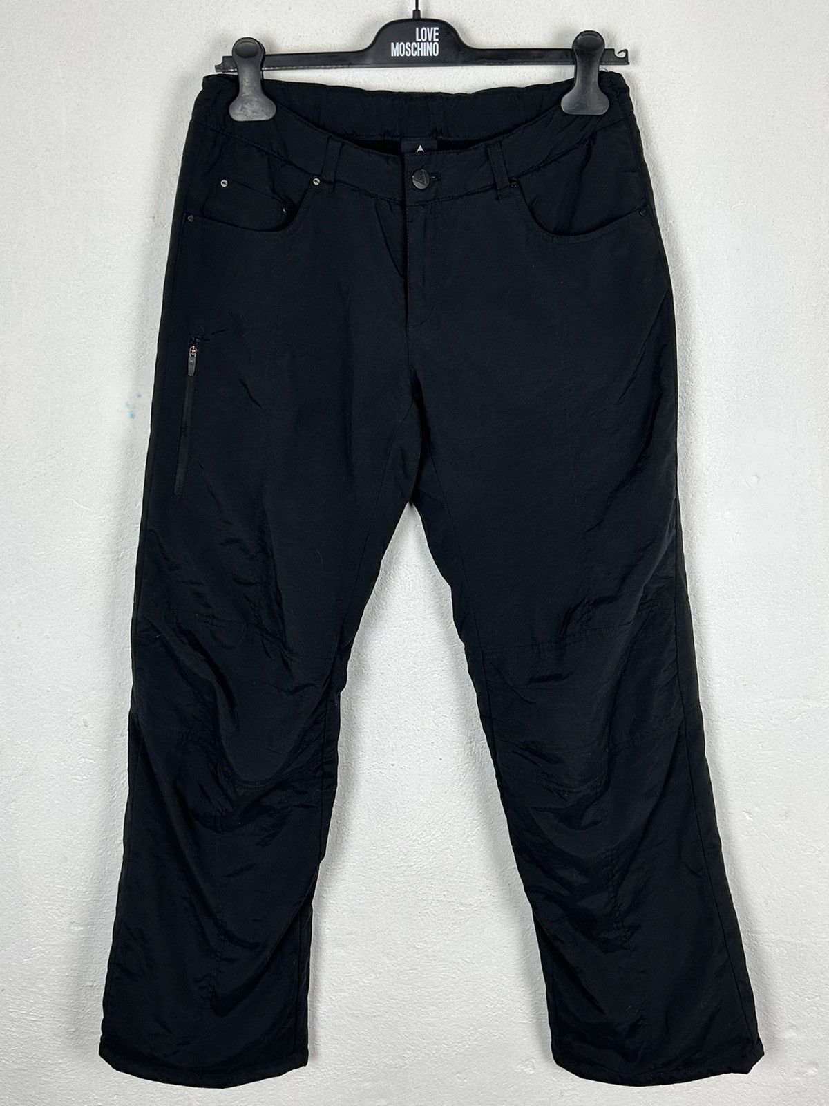 Nike ACG Vintage Nike ACG 2010 Woman's Ski Pants In Black Size 30" / US 8 / IT 44 - 1 Thumbnail