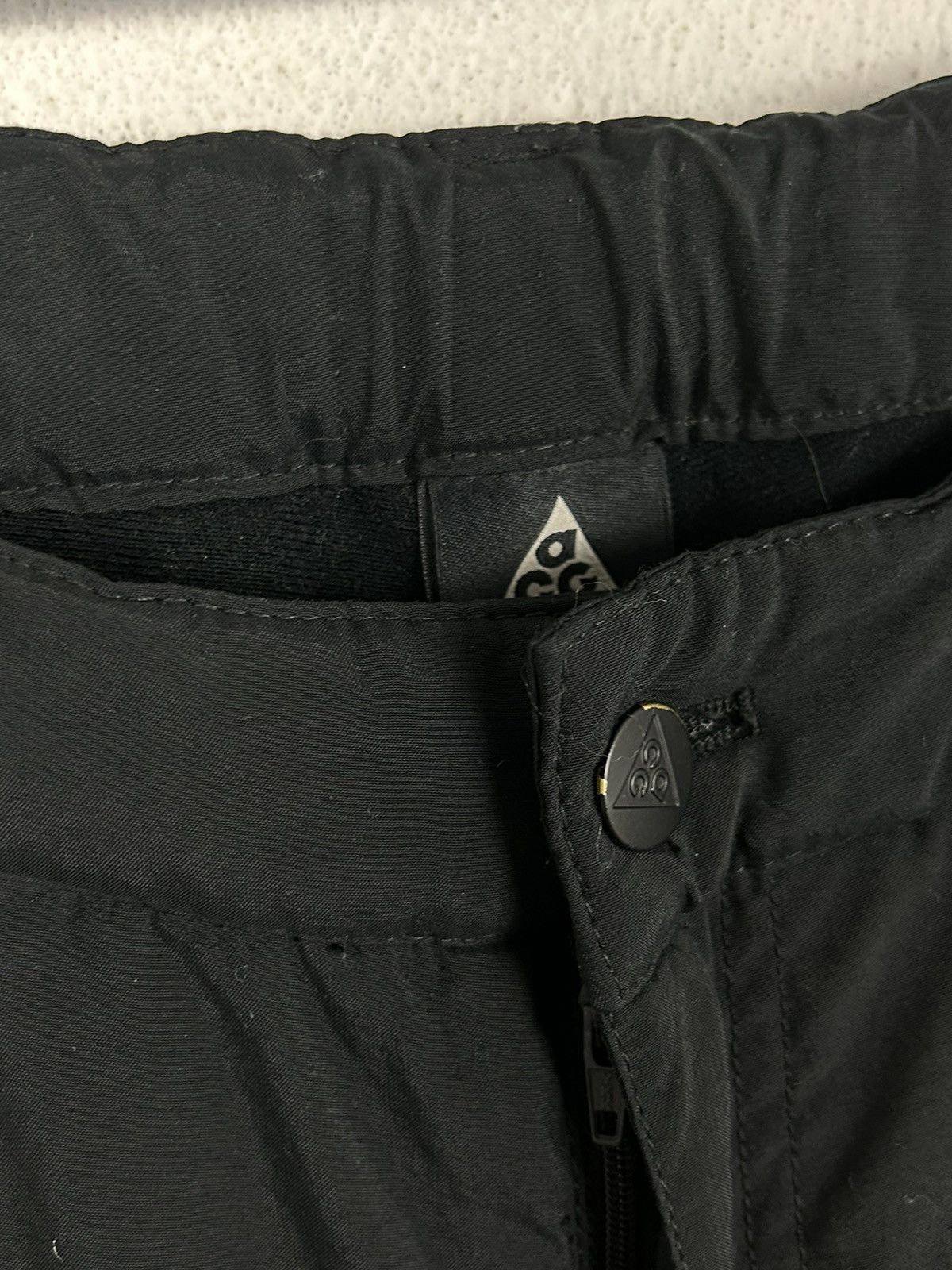 Nike ACG Vintage Nike ACG 2010 Woman's Ski Pants In Black Size 30" / US 8 / IT 44 - 4 Thumbnail