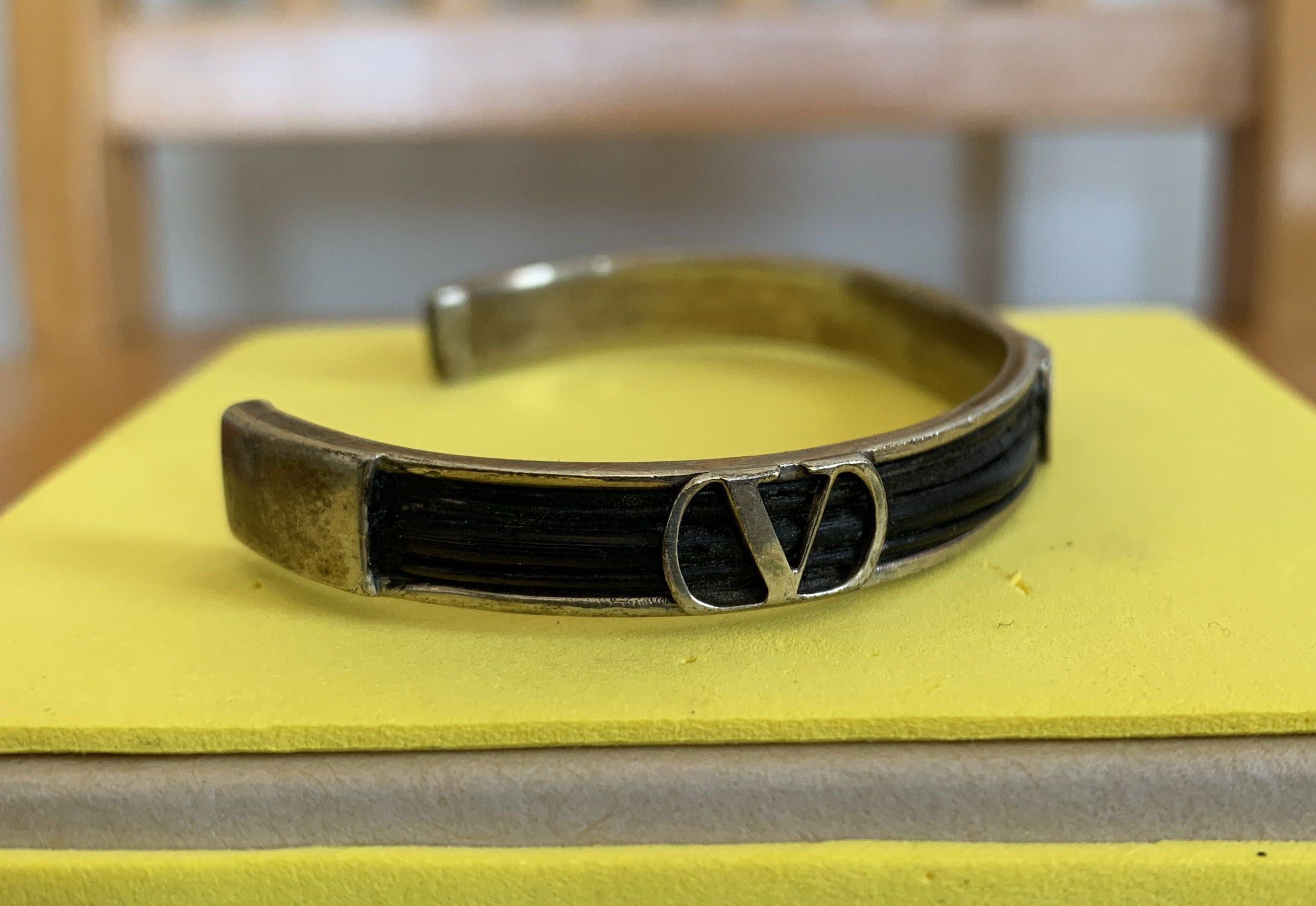 Valentino Valentino V Logo Sterling Silver Bangle Bracelet Size ONE SIZE - 1 Thumbnail