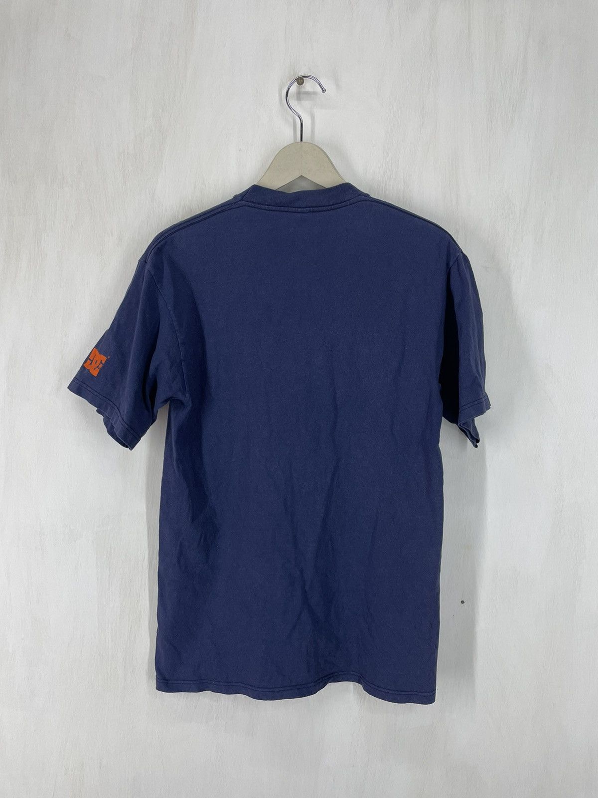 Other Vintage Y2K DC shoe co USA skateboard streetwear t shirt Size US M / EU 48-50 / 2 - 2 Thumbnail