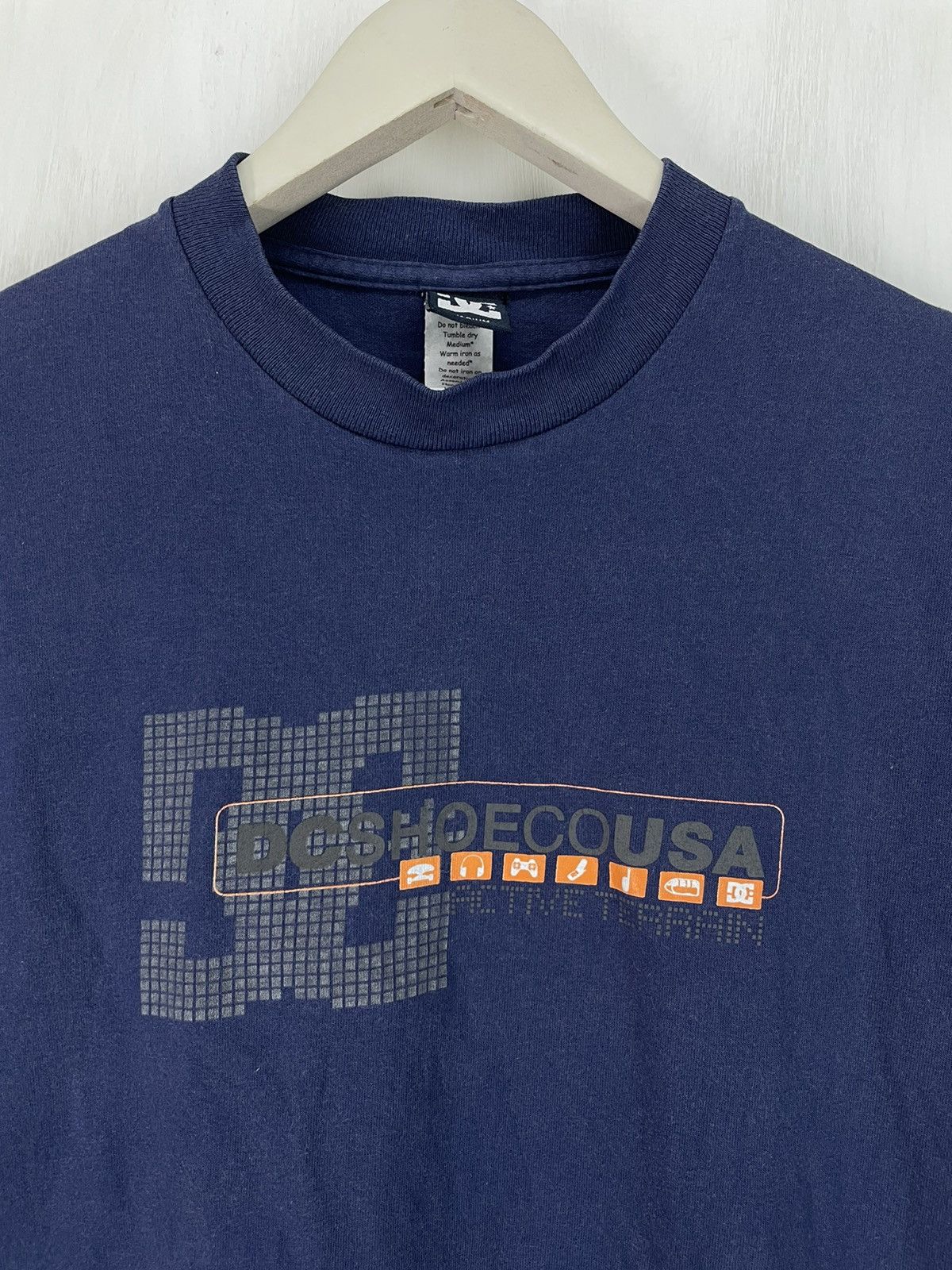 Other Vintage Y2K DC shoe co USA skateboard streetwear t shirt Size US M / EU 48-50 / 2 - 3 Thumbnail