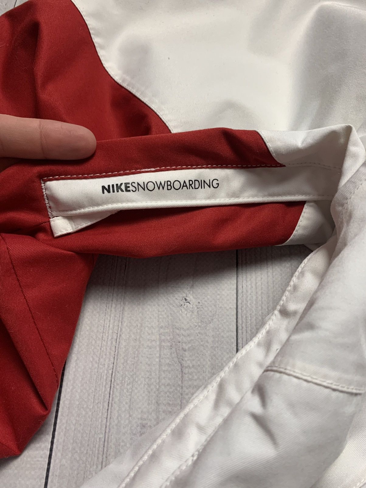 Nike × Vintage Vintage Nike Snowboarding jacket size L rare logo Size US L / EU 52-54 / 3 - 3 Thumbnail