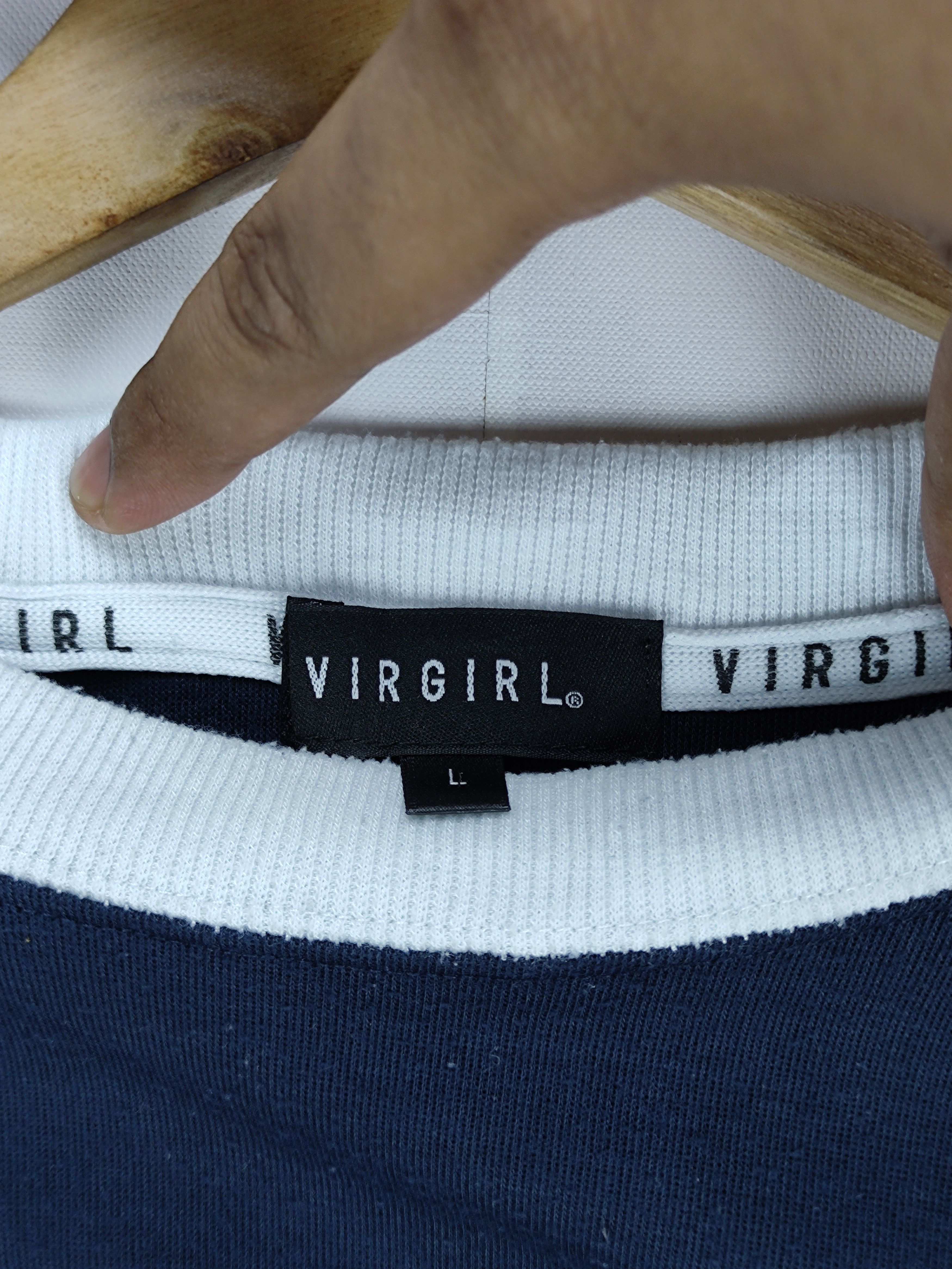 Japanese Brand Steals🔥Sweatshirt Ruffle Rabbit Backhit Size L / US 10 / IT 46 - 3 Thumbnail