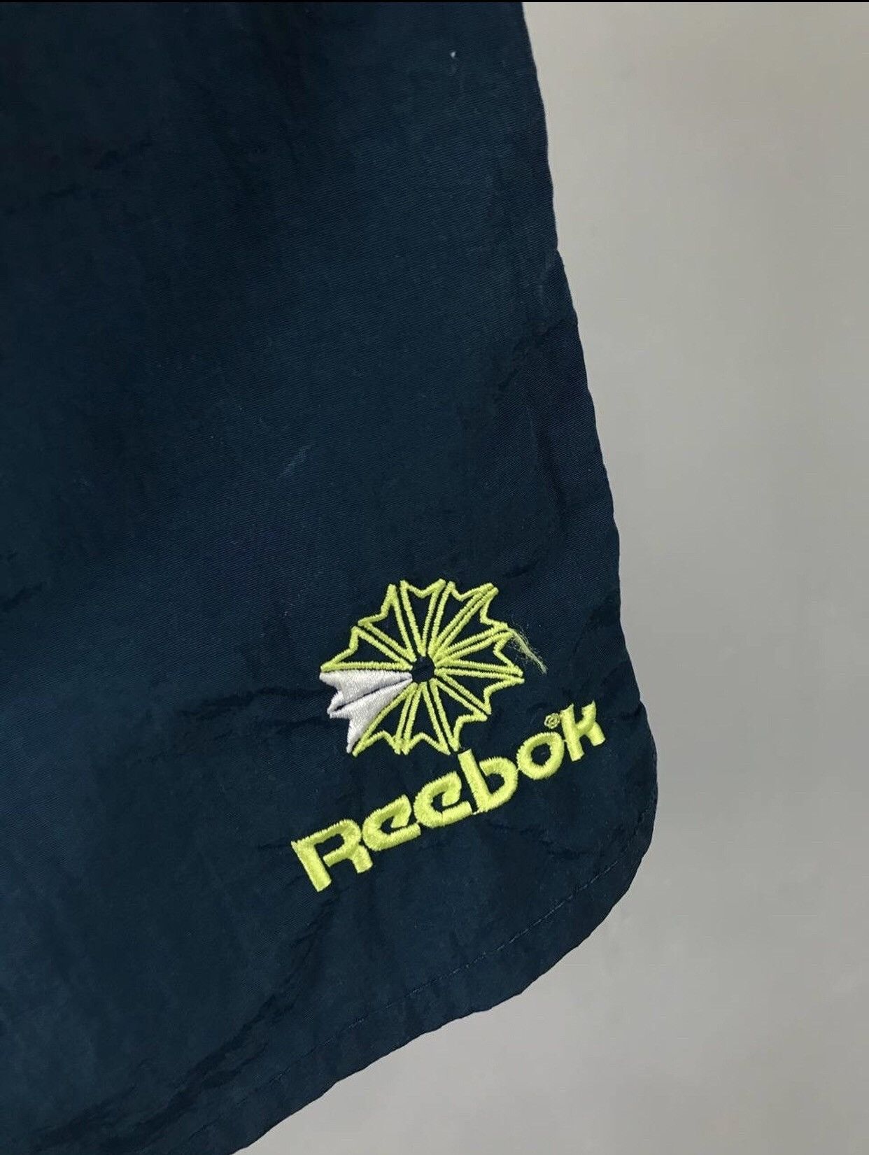 Reebok Reebok Step vintage nylon sportwear shorts Size US 34 / EU 50 - 3 Thumbnail