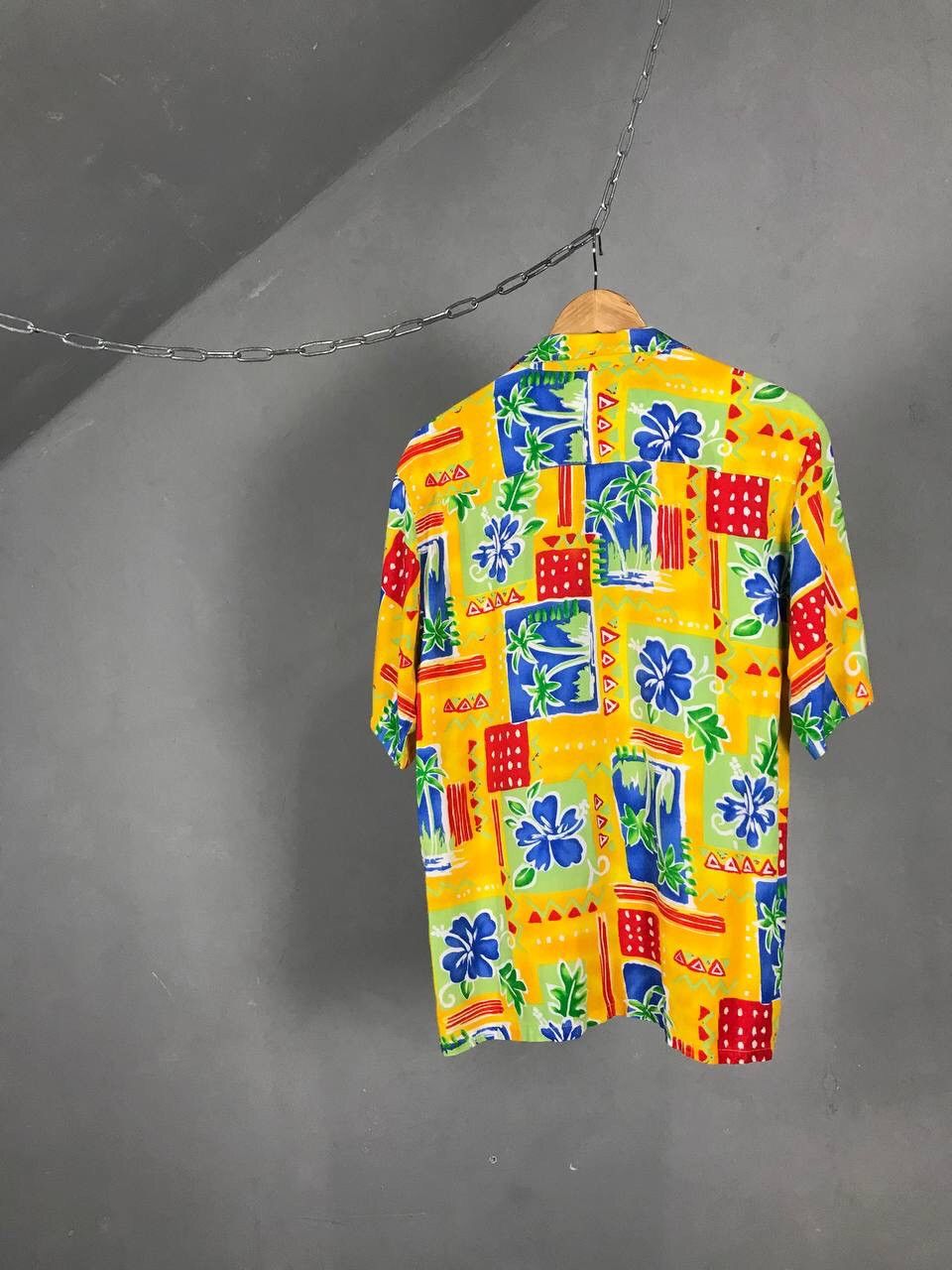 Vintage Hawaiian Crazy Vintage Shirt Size US S / EU 44-46 / 1 - 5 Thumbnail