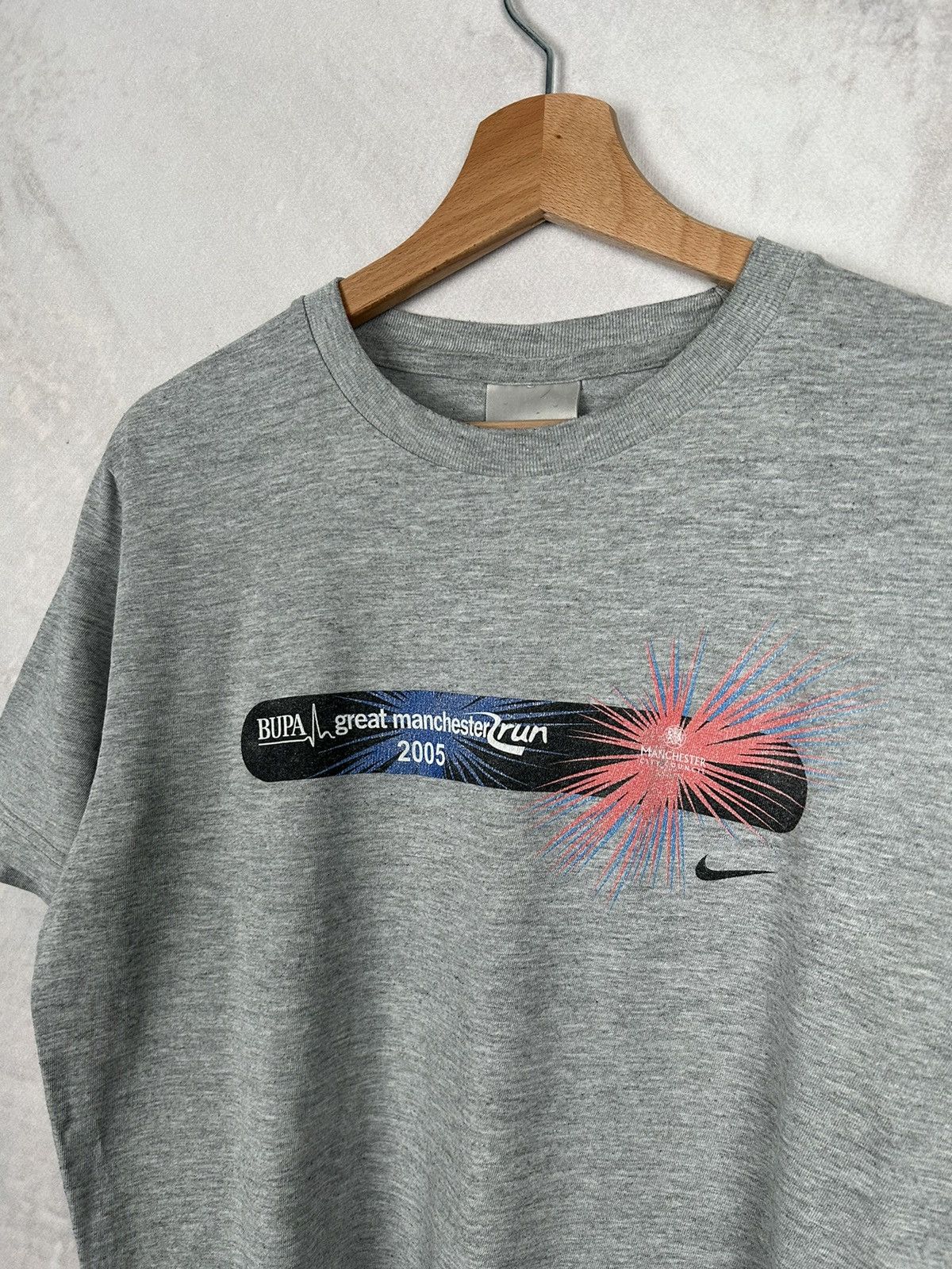 Nike Vintage Nike 2005 Manchester Marathon Running Retro Size US M / EU 48-50 / 2 - 3 Thumbnail