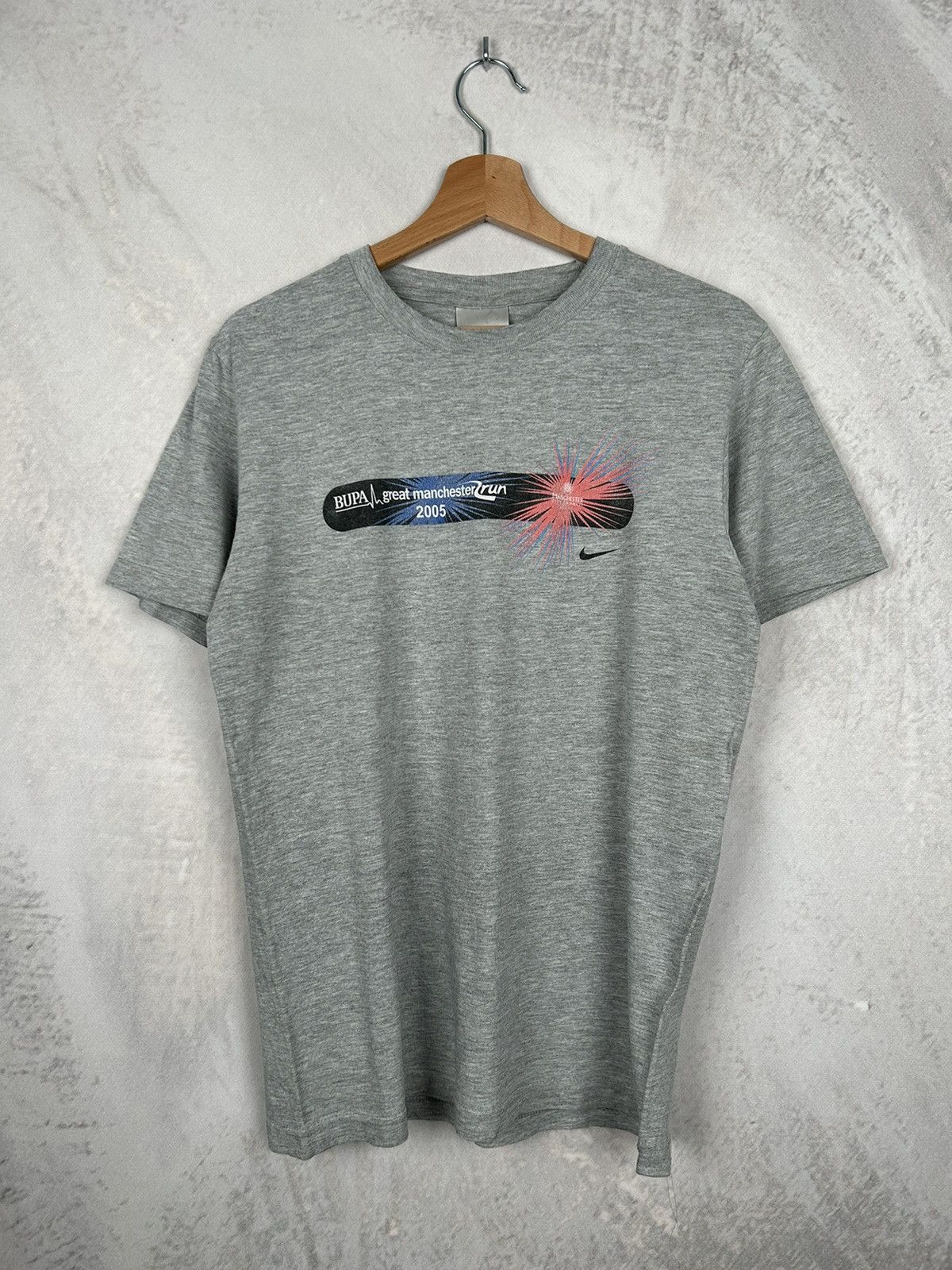 Nike Vintage Nike 2005 Manchester Marathon Running Retro Size US M / EU 48-50 / 2 - 1 Thumbnail