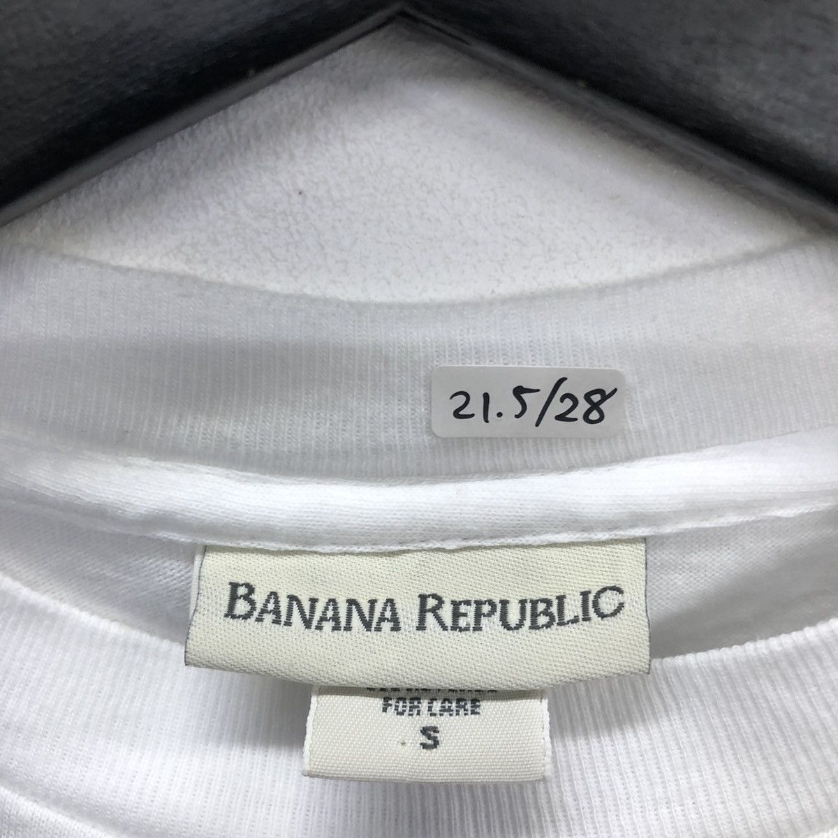 Banana Republic Banana Republic Globe World Backprint Tshirt Size US S / EU 44-46 / 1 - 8 Thumbnail