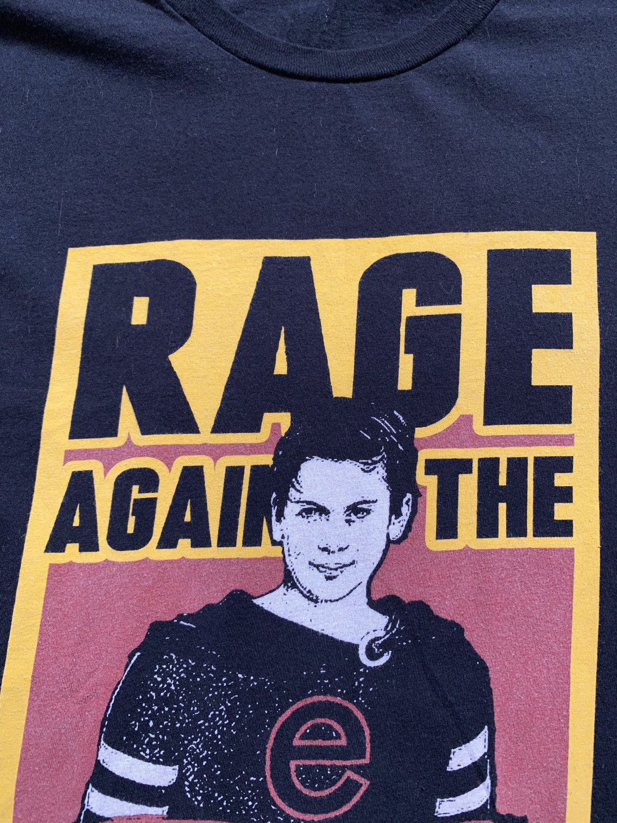 Band Tees Rare! Rage Against The Machine Evil Empire Album T Shirt Size US L / EU 52-54 / 3 - 3 Thumbnail
