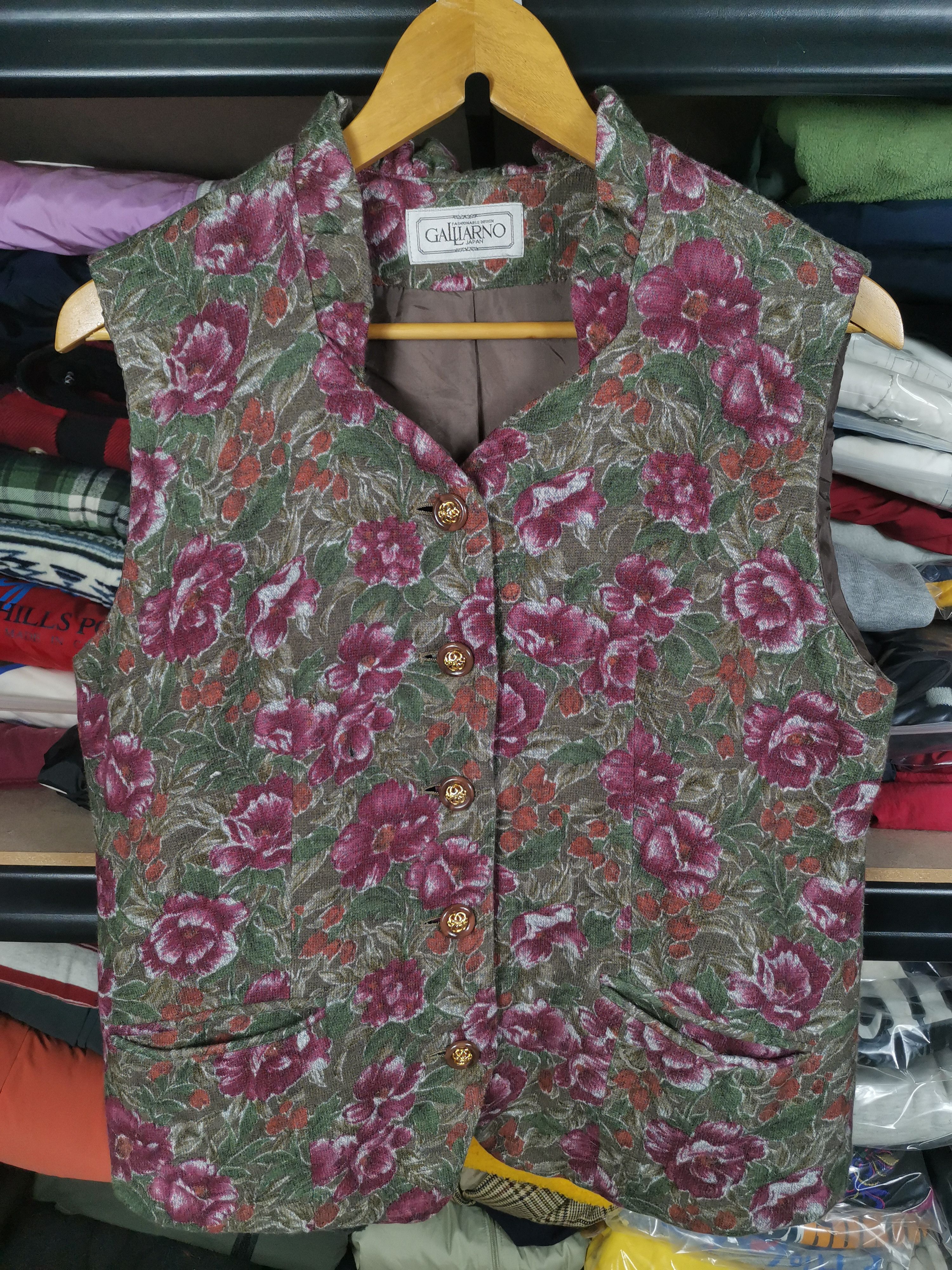 Japanese Brand Vintage Japanese Brand Galliarno Fullprint Floral Vest Size US M / EU 48-50 / 2 - 1 Thumbnail