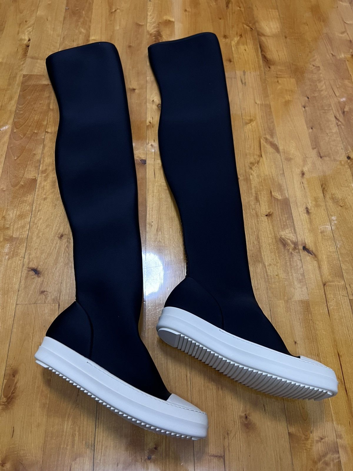 Rick Owens Drkshdw Rick owens drkshdw ramones thigh high sock sz35.5 Size US 5.5 / IT 35.5 - 4 Thumbnail