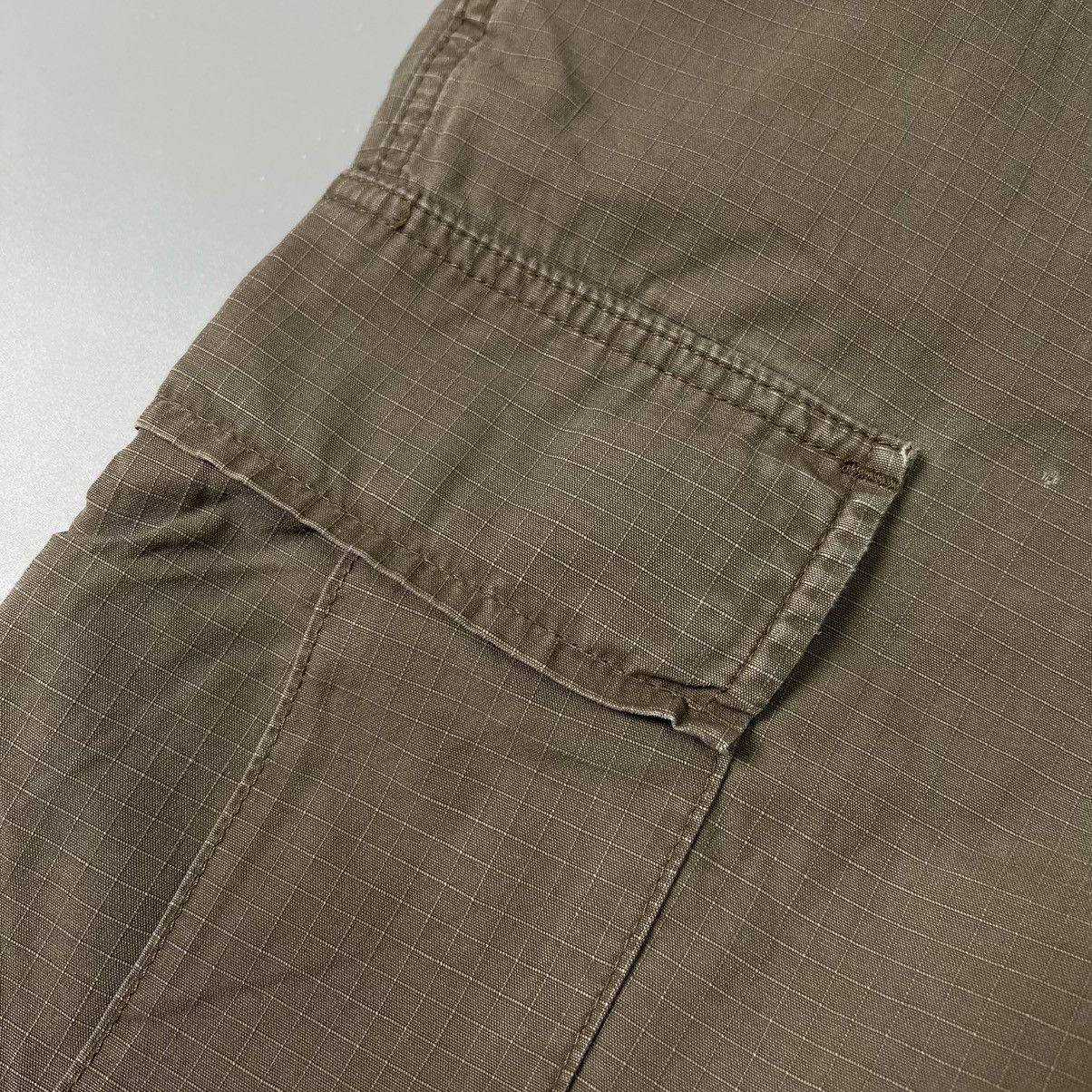 Carhartt × Vintage Vintage Carhartt 90s Cargo Pants Y2K Size US 34 / EU 50 - 19 Thumbnail